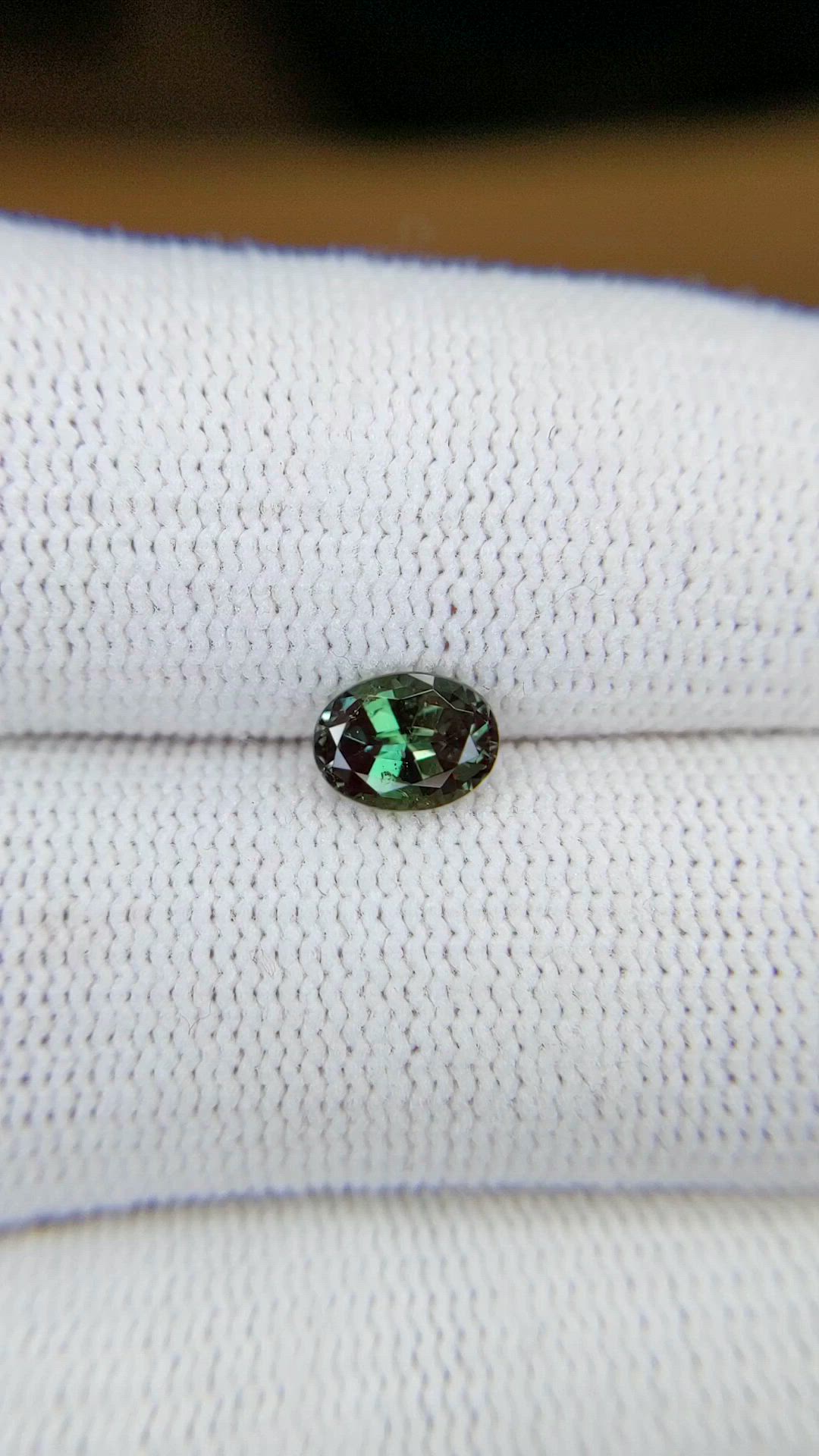 0.88 Ct. Alexandrite from Brazil Size Video