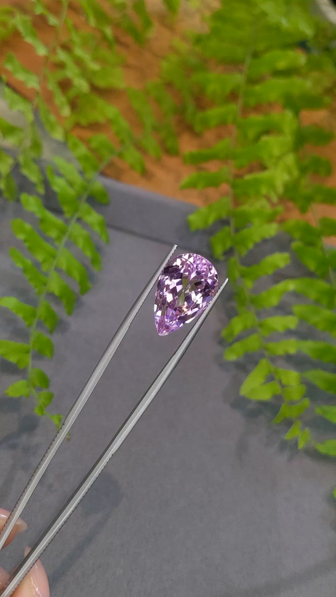 15.24 Ct. Pink Kunzite from Afghanistan Size Video