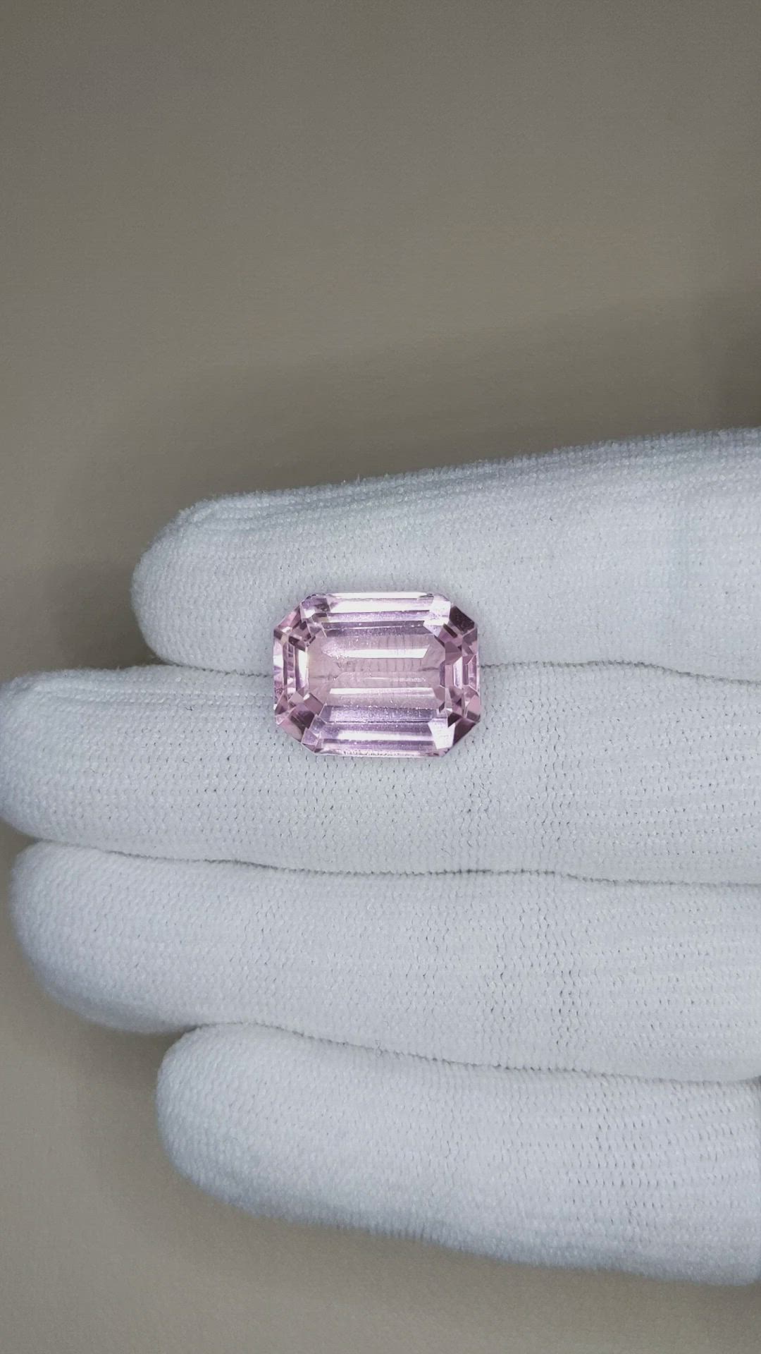 18.51 Ct. Pink Kunzite from Afghanistan Size Video