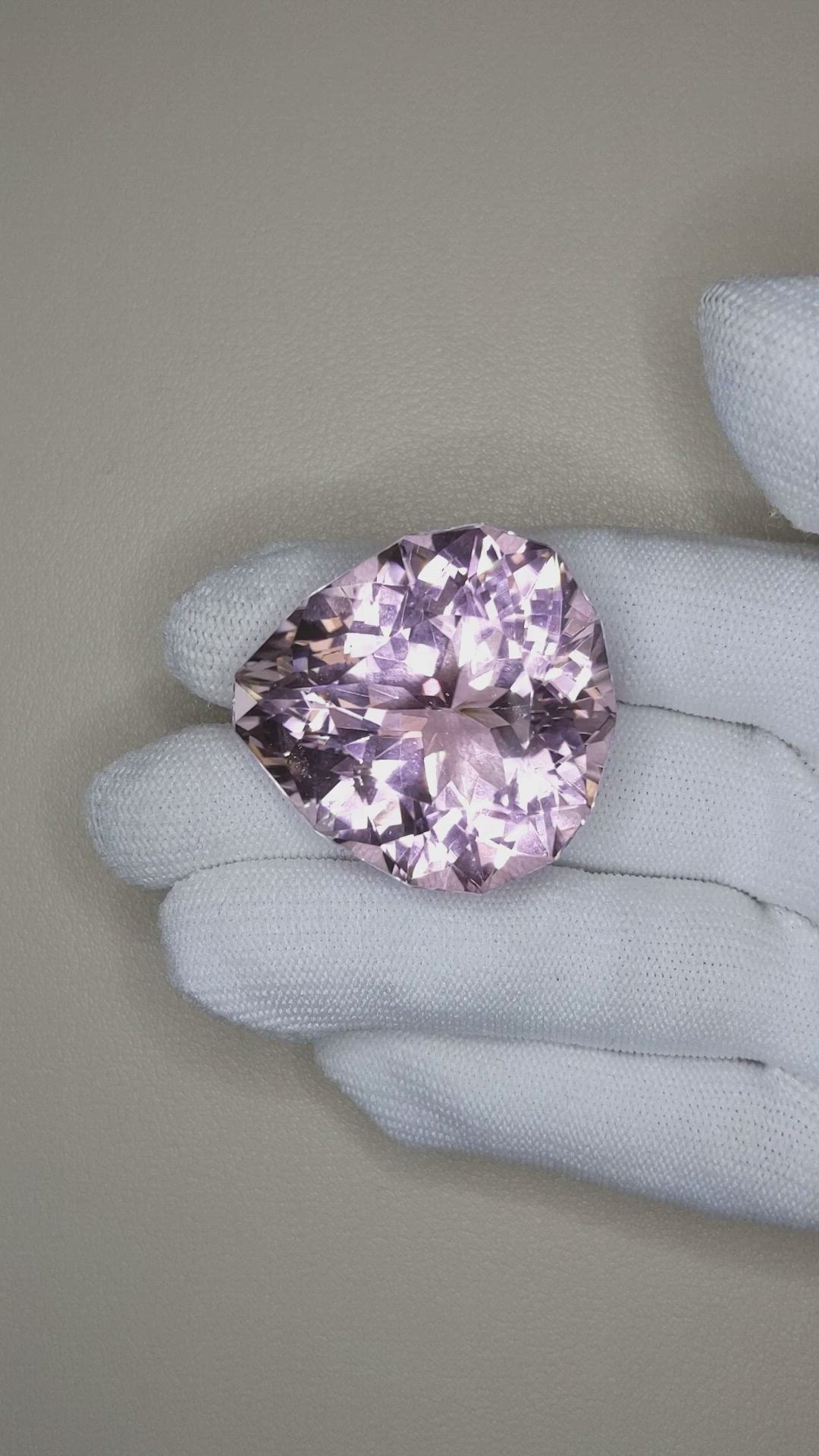 122.41 Ct. Pink Kunzite from Afghanistan Size Video