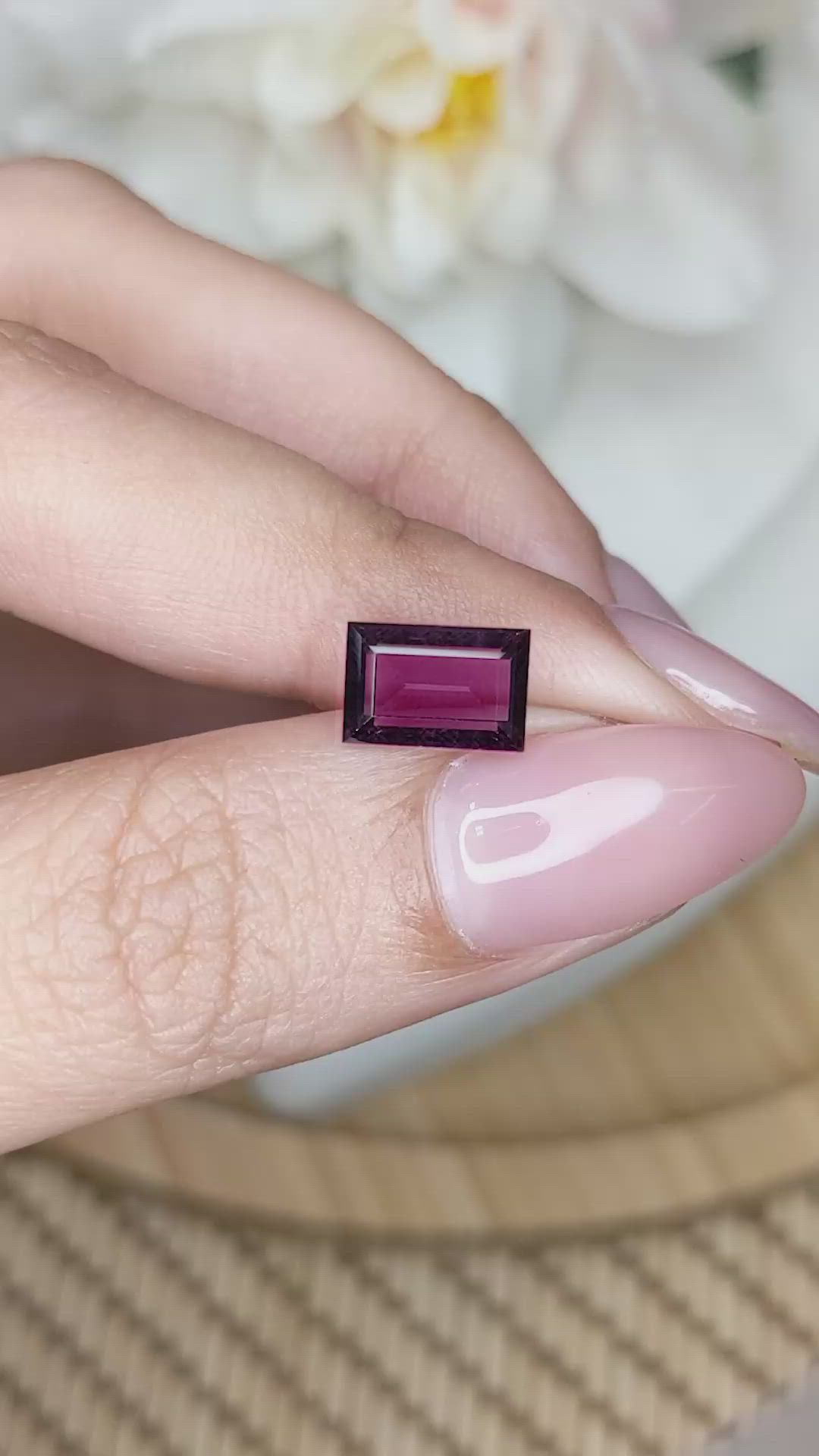 2.16 Ct. Pinkish Purple Spinel from Ceylon (Sri Lanka) Size Video