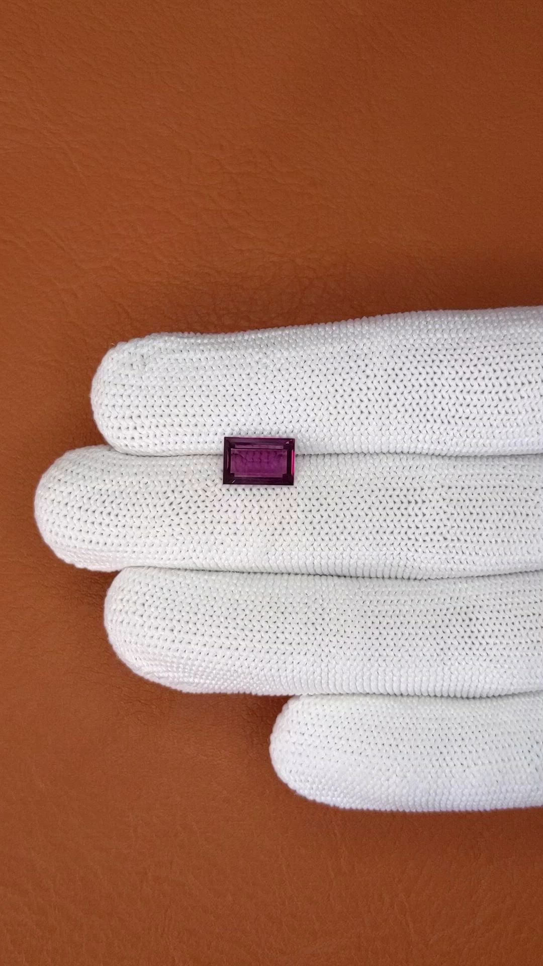 2.16 Ct. Pinkish Purple Spinel from Ceylon (Sri Lanka) Size Video