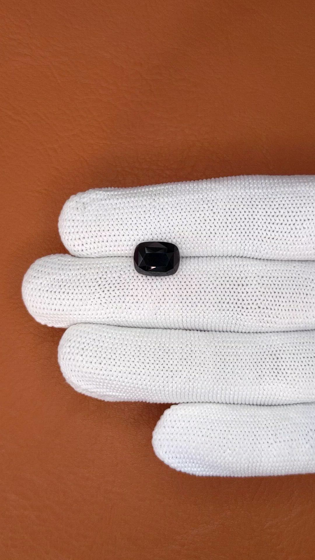 4.69 Ct. Blue Spinel from Ceylon (Sri Lanka) Size Video