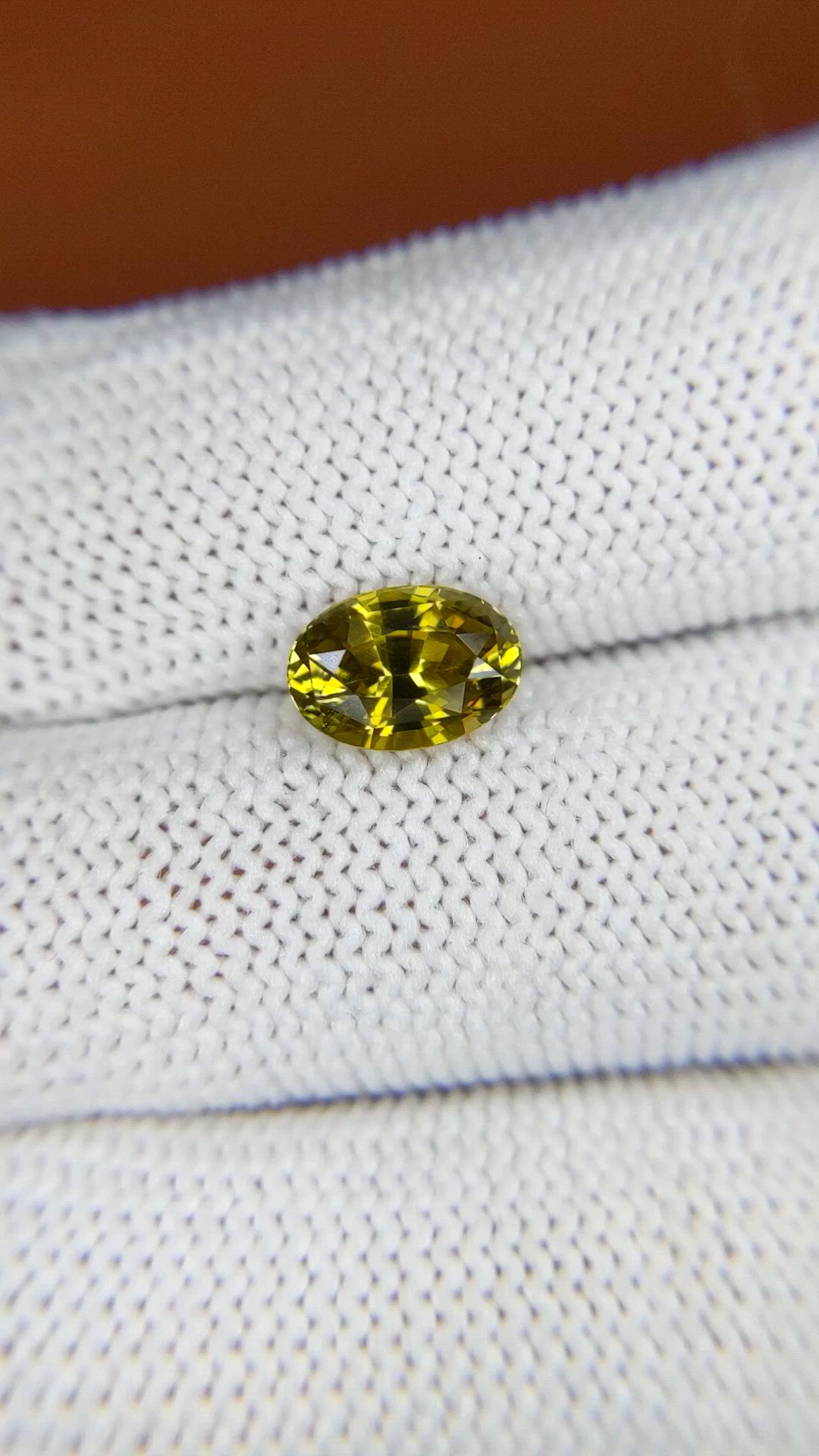 1.83 Ct. Yellowish Green Chrysoberyl from Ceylon (Sri Lanka) Size Video
