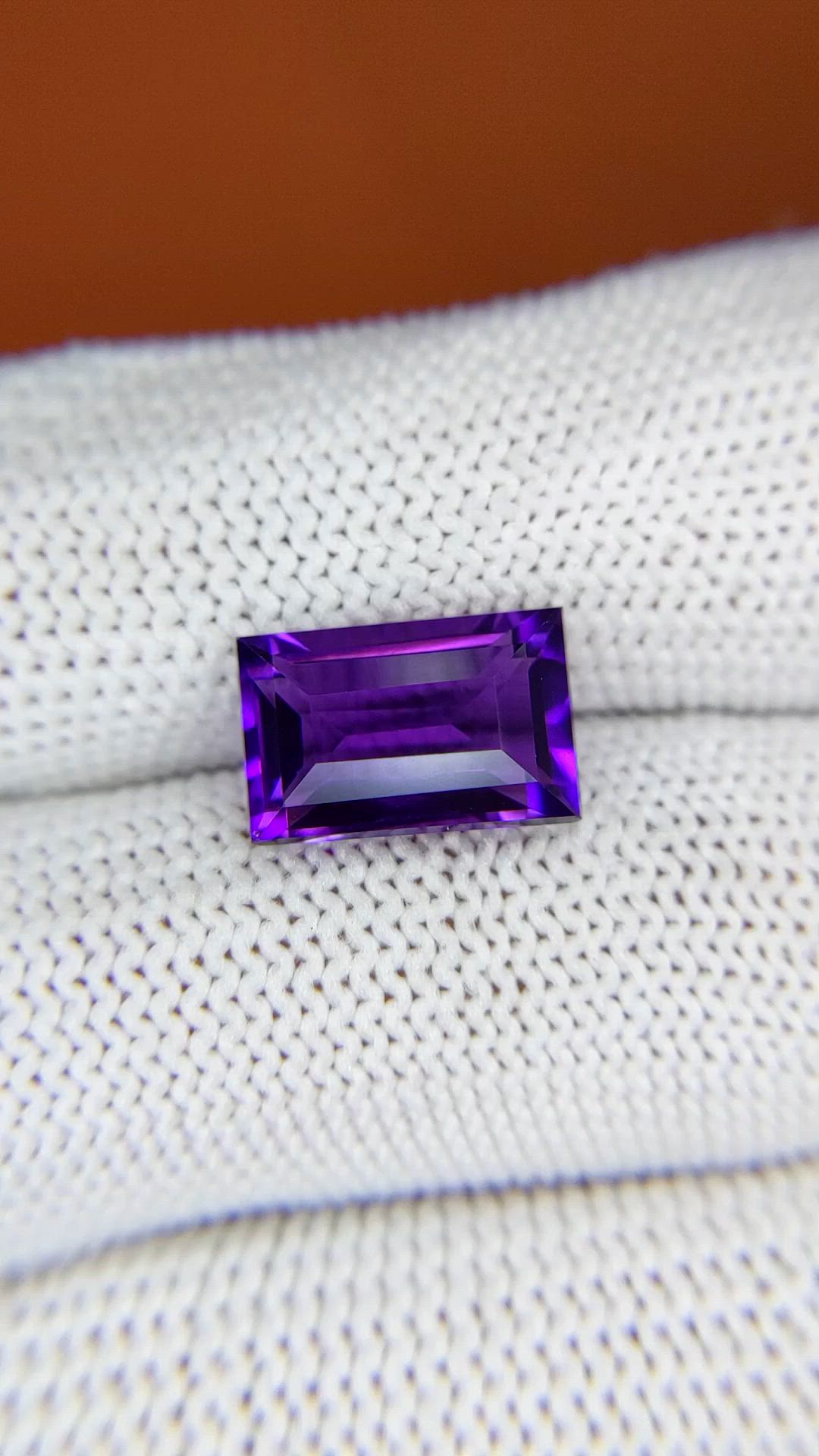 4.02 Ct. Purple Amethyst from Ceylon (Sri Lanka) Size Video