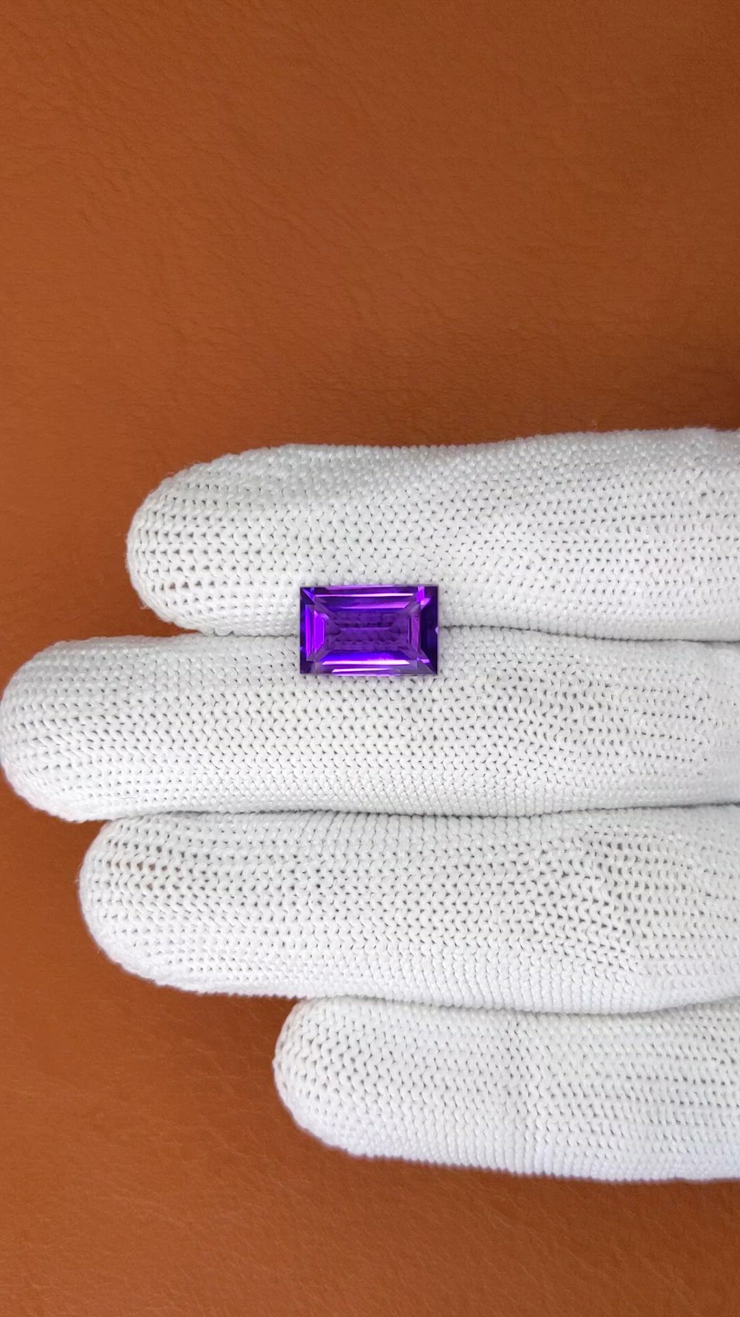 4.02 Ct. Purple Amethyst from Ceylon (Sri Lanka) Size Video