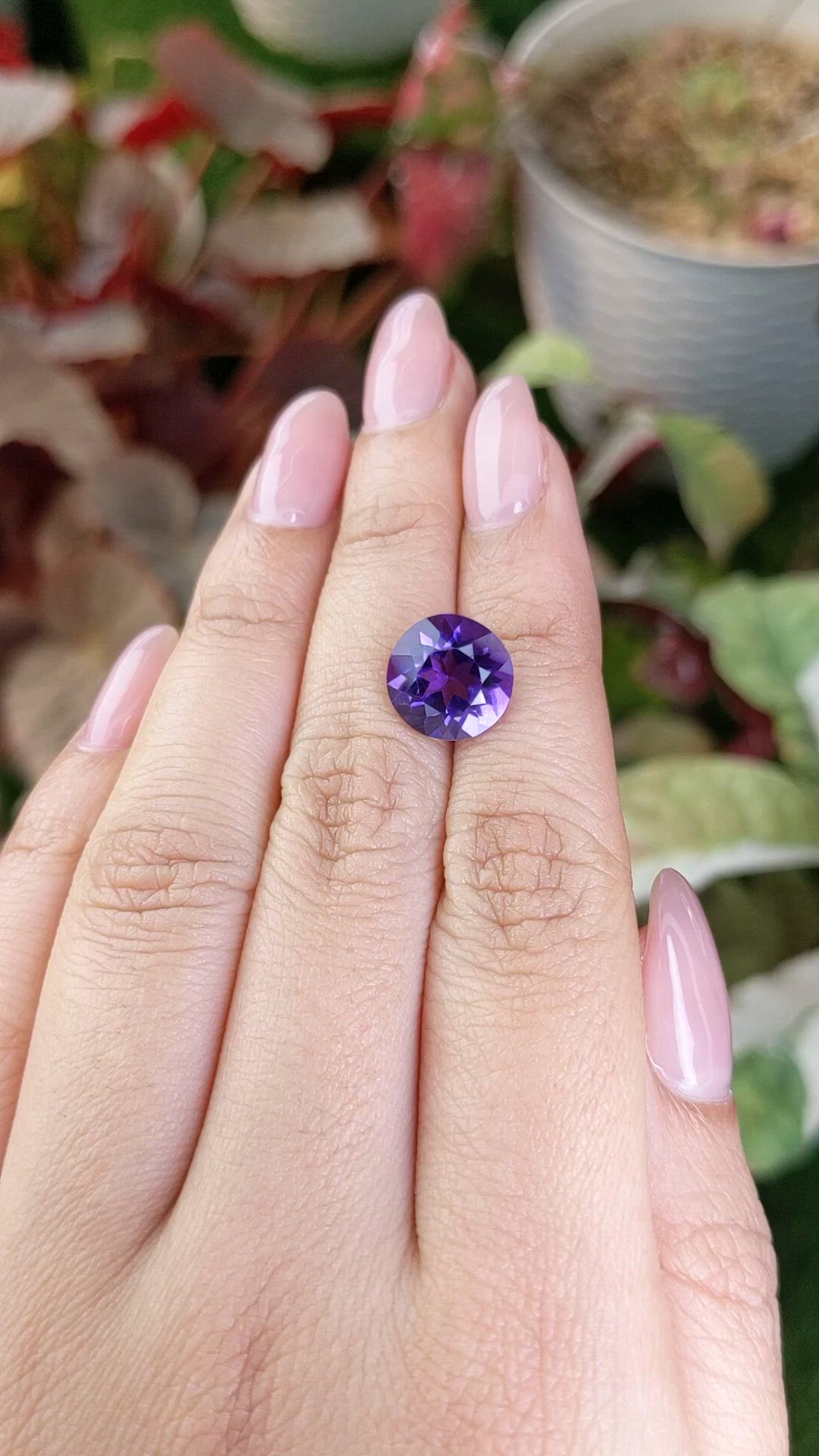 3.90 Ct. Purple Amethyst from Ceylon (Sri Lanka) Size Video