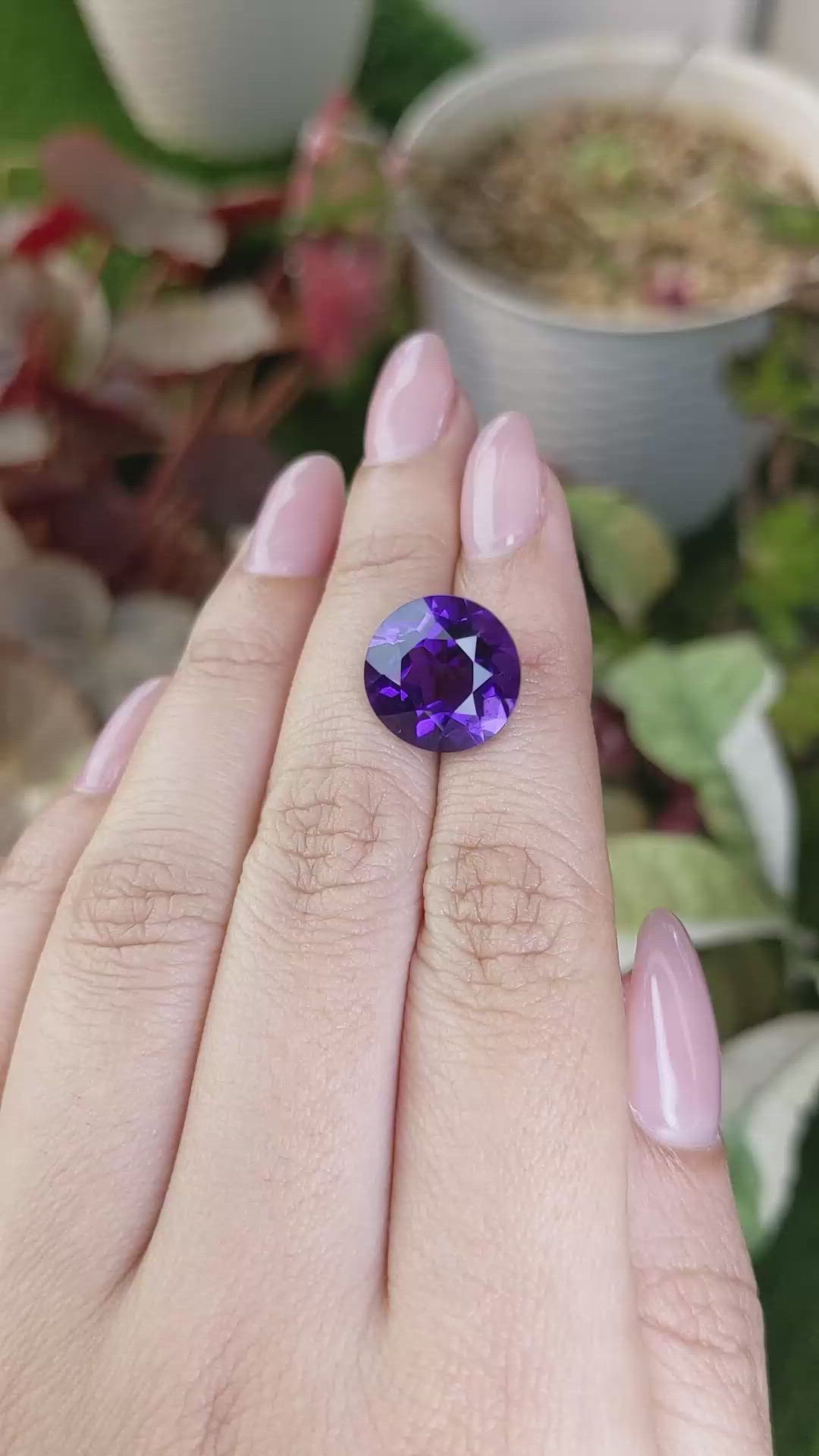 8.34 Ct. Purple Amethyst from Ceylon (Sri Lanka) Size Video