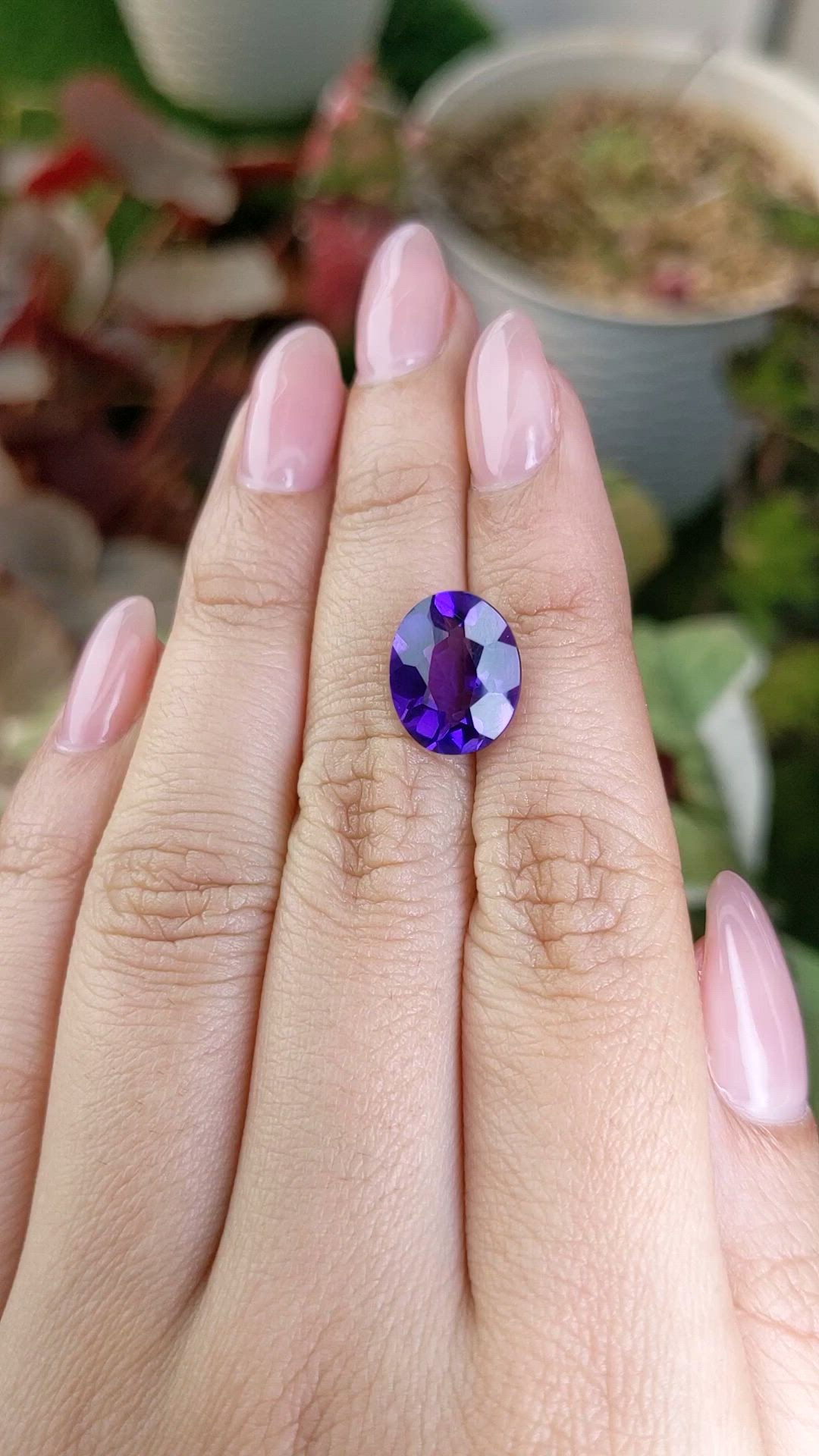 4.65 Ct. Purple Amethyst from Ceylon (Sri Lanka) Size Video