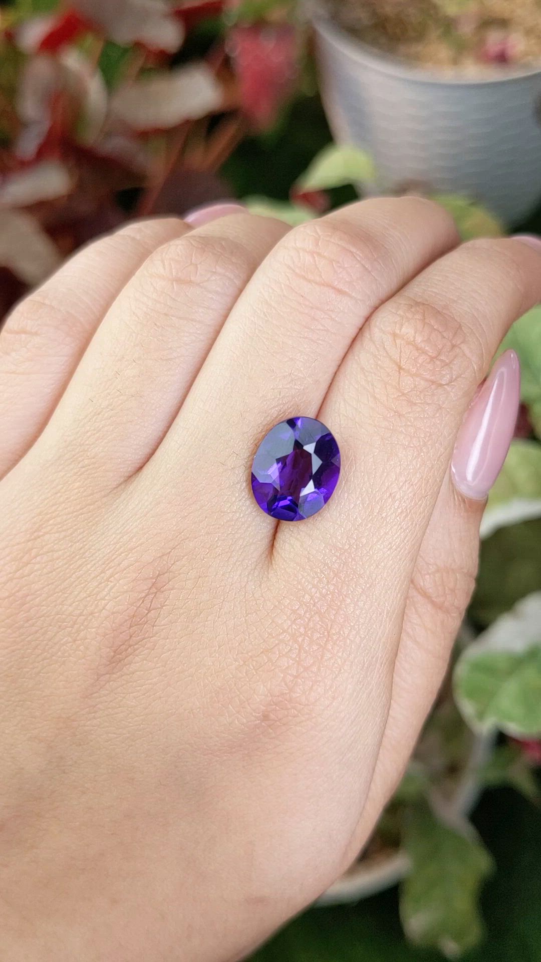 4.65 Ct. Purple Amethyst from Ceylon (Sri Lanka) Size Video