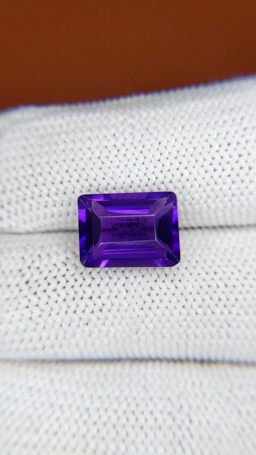 4.35 Ct. Purple Amethyst from Ceylon (Sri Lanka) Size Video