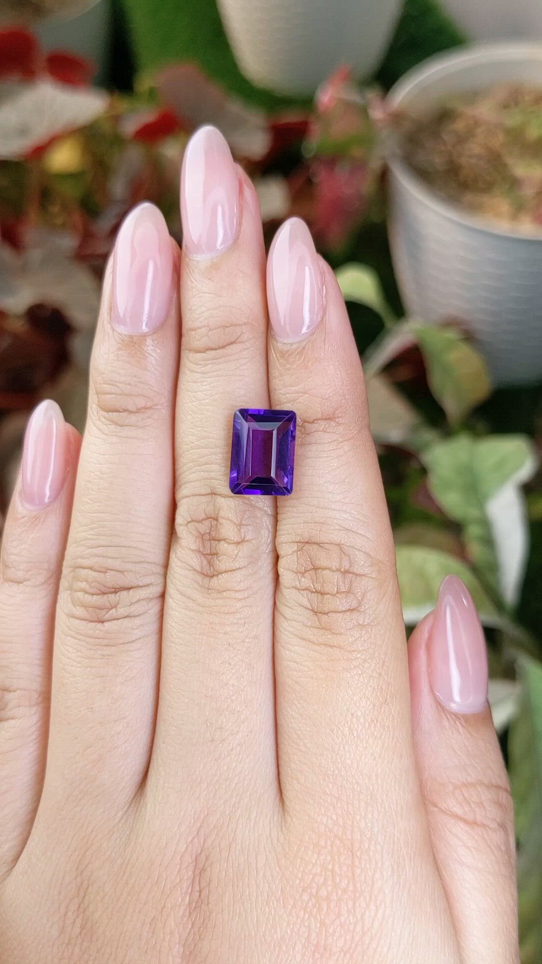 4.35 Ct. Purple Amethyst from Ceylon (Sri Lanka) Size Video