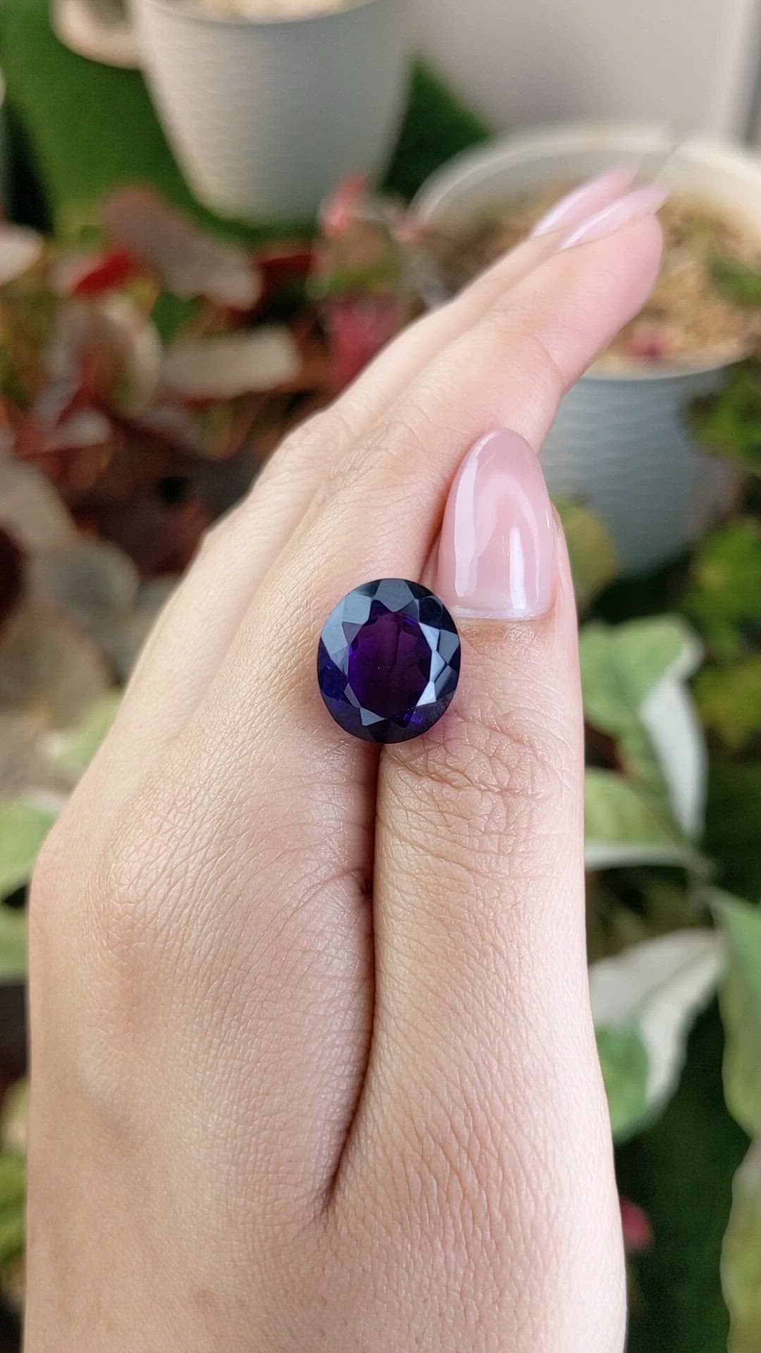 9.82 Ct. Purple Amethyst from Ceylon (Sri Lanka) Size Video