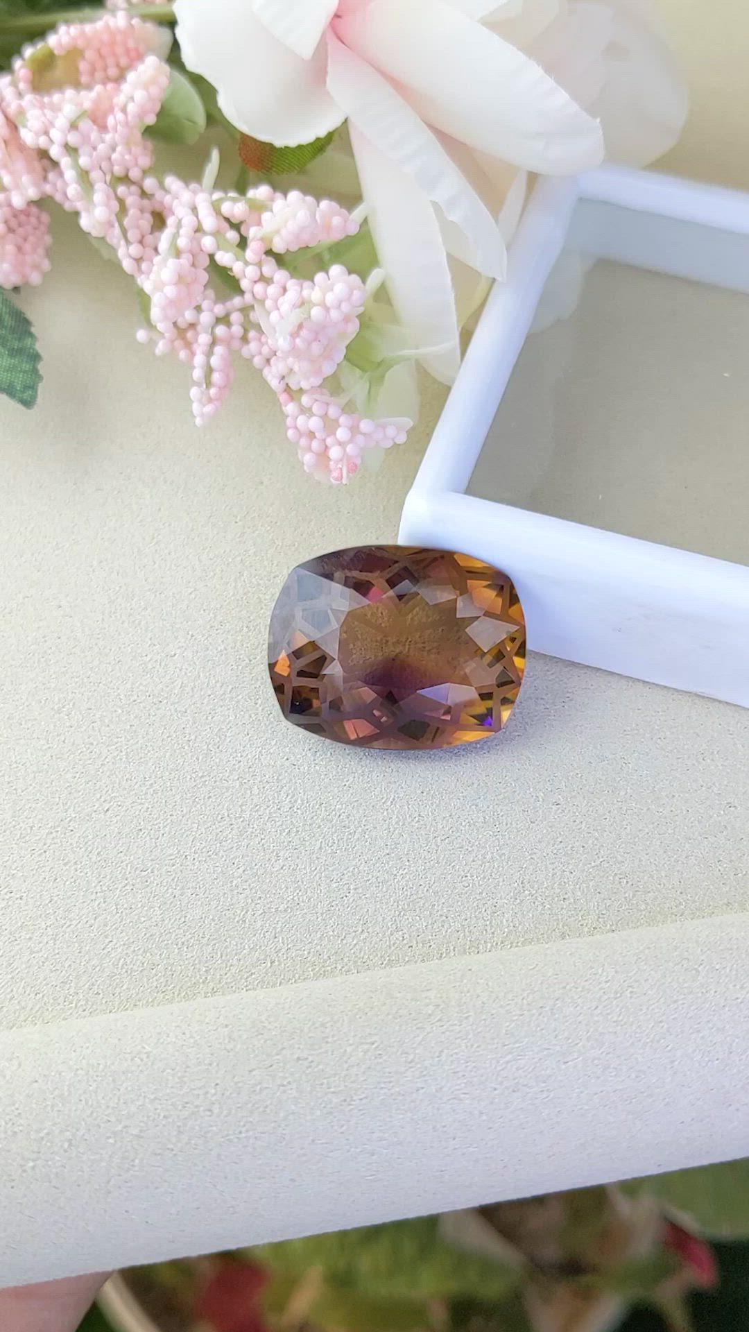 33.46 Ct. Bi Color Ametrine from Brazil Size Video