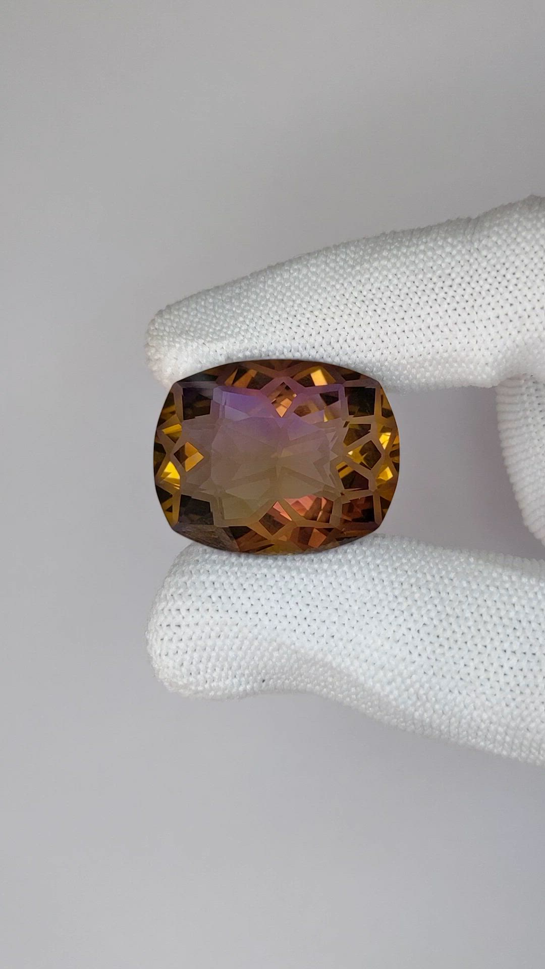 33.46 Ct. Bi Color Ametrine from Brazil Size Video