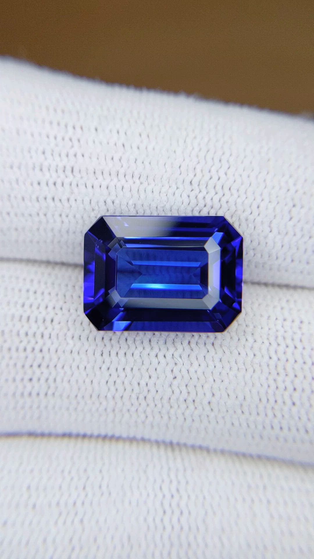 8.82 Ct. Blue Tanzanite from Tanzania Size Video