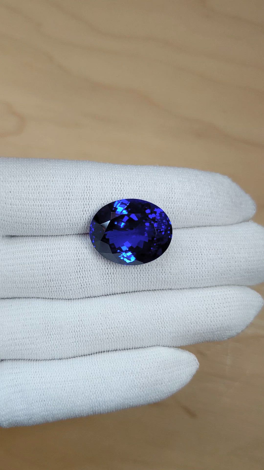 27.28 Ct. Blue Tanzanite from Tanzania Size Video