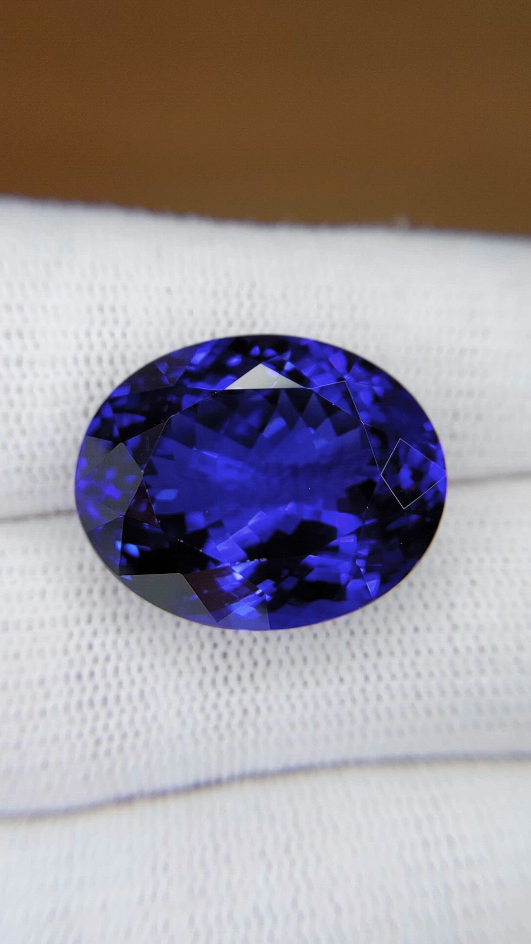 27.28 Ct. Blue Tanzanite from Tanzania Size Video