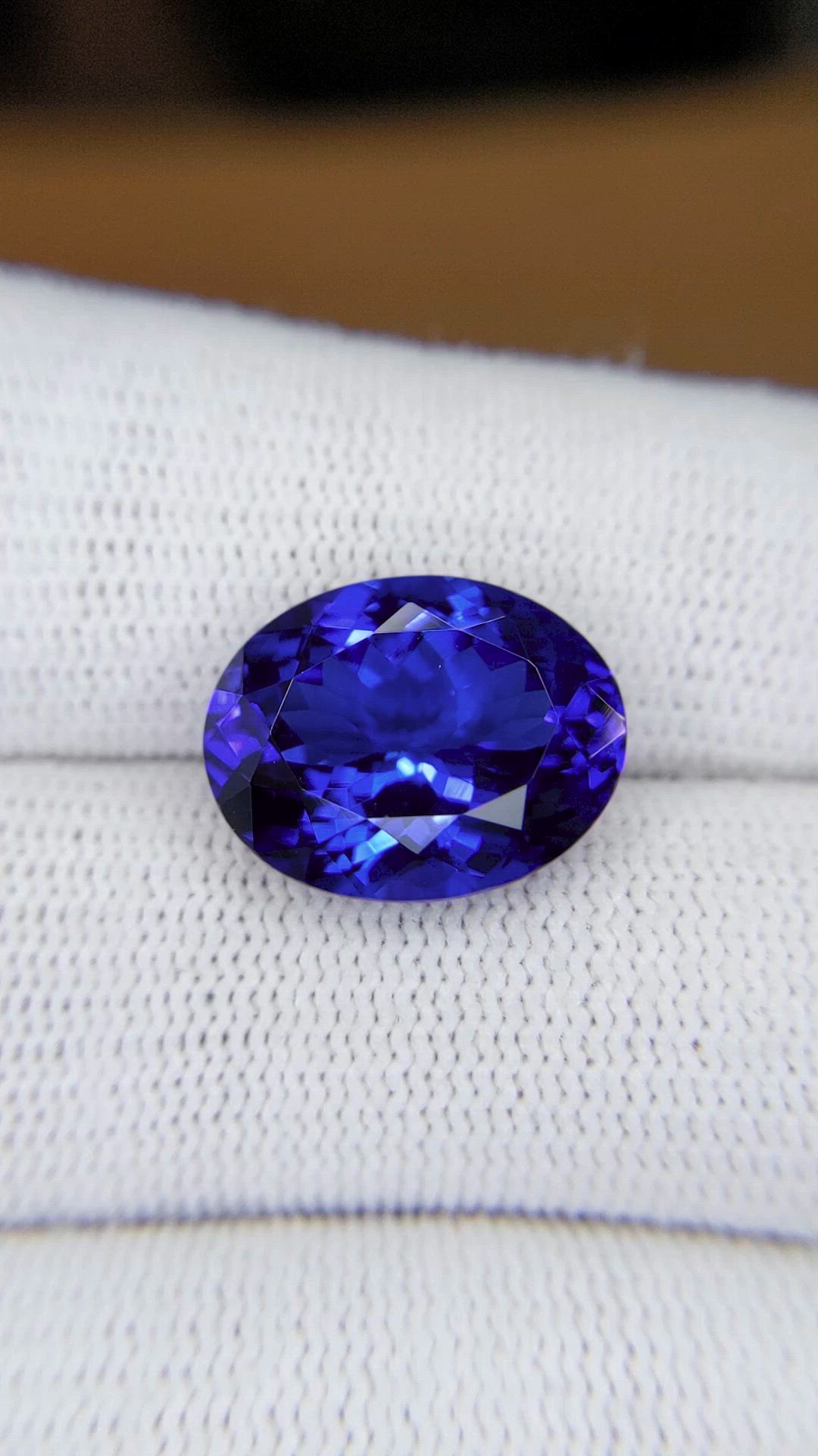 9.90 Ct. Blue Tanzanite from Tanzania Size Video
