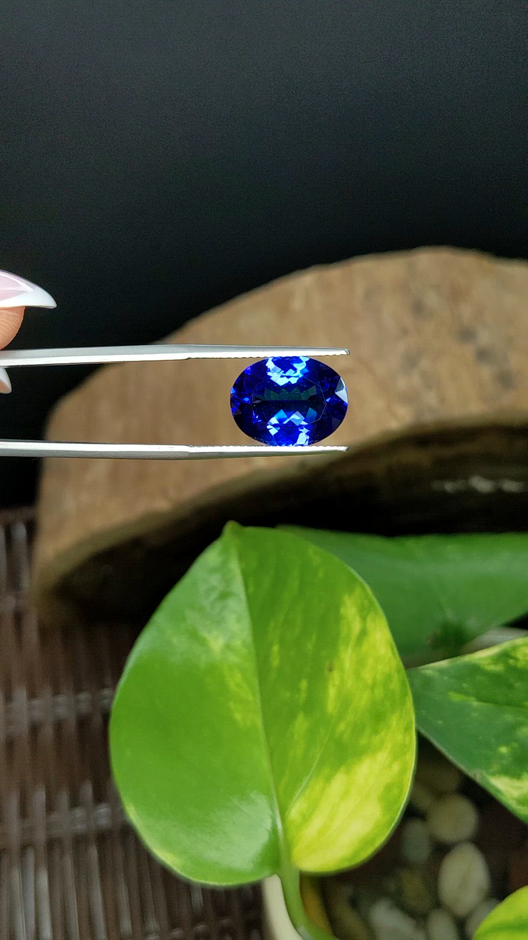 6.28 Ct. Violetish Blue Tanzanite from Tanzania Size Video