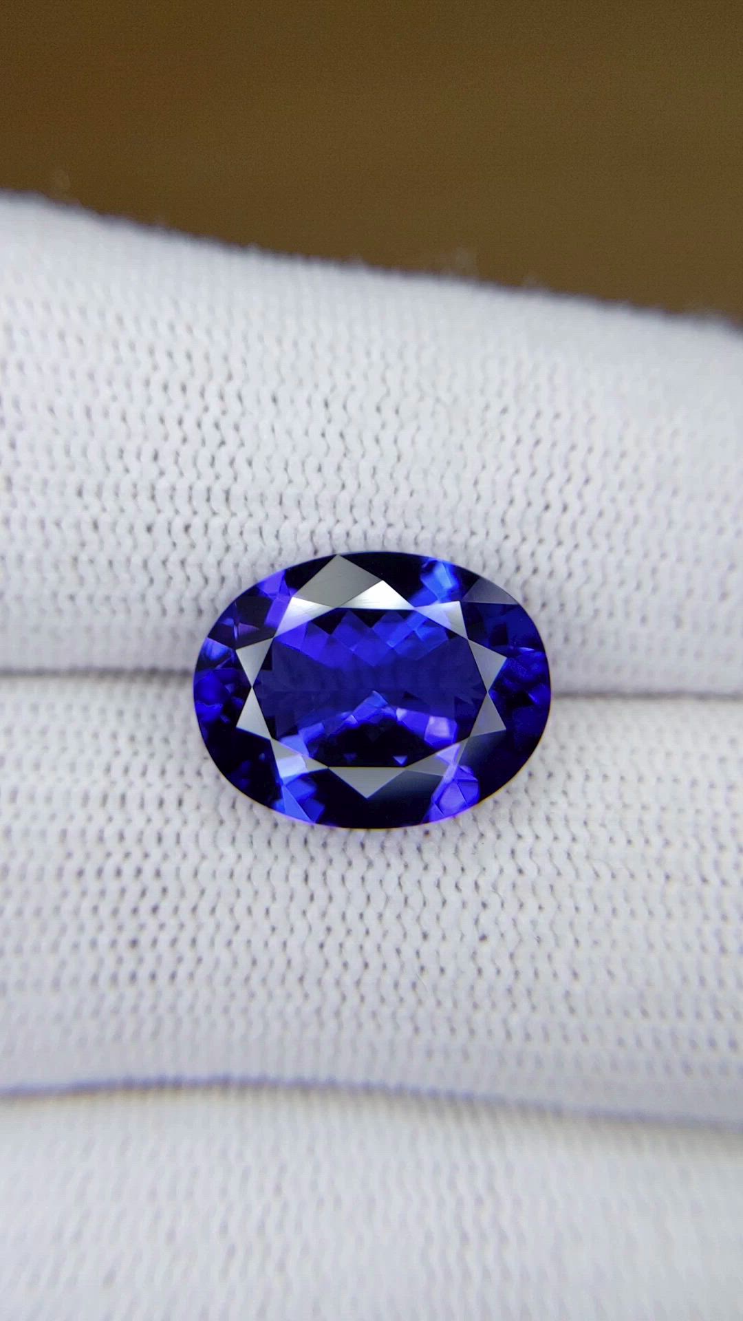 6.28 Ct. Violetish Blue Tanzanite from Tanzania Size Video
