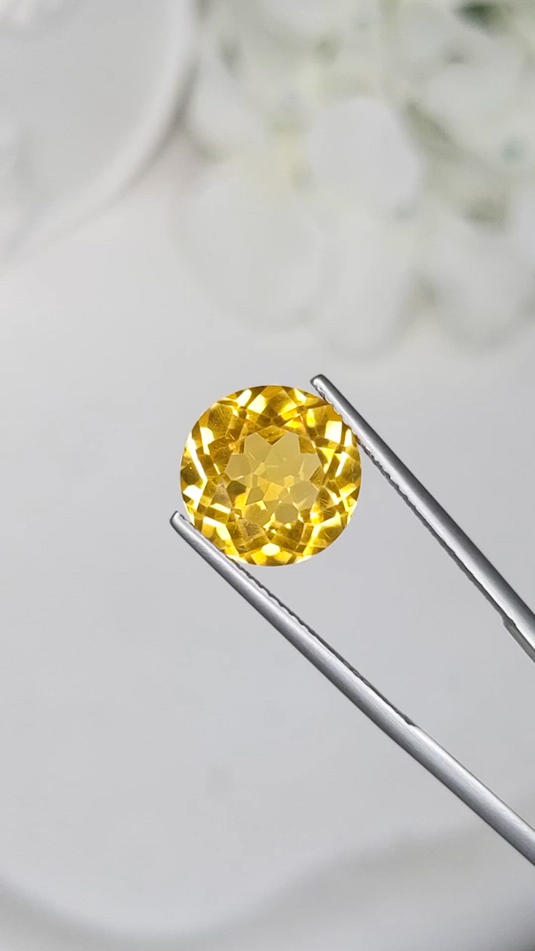 5.37 Ct. Yellow Citrine from Brazil Size Video