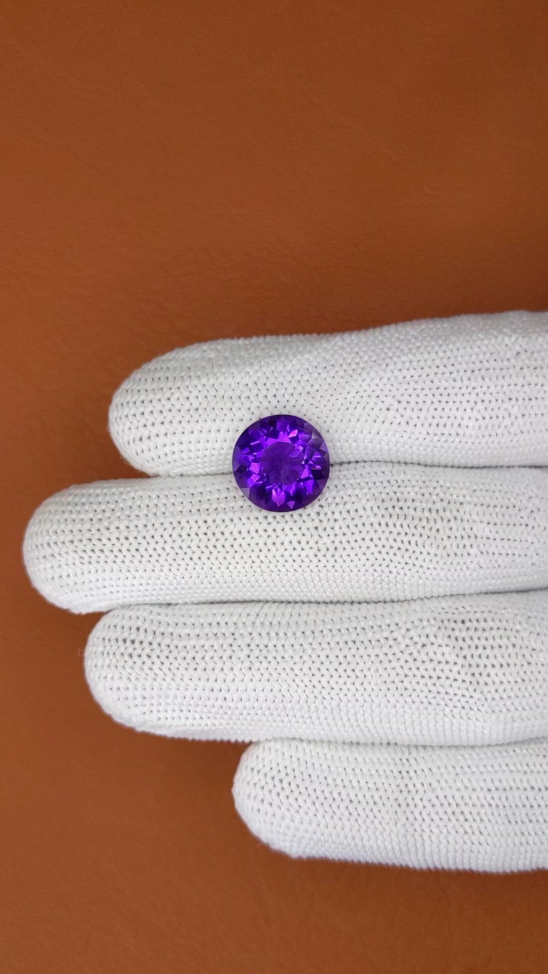 5.08 Ct. Purple Amethyst from Brazil Size Video