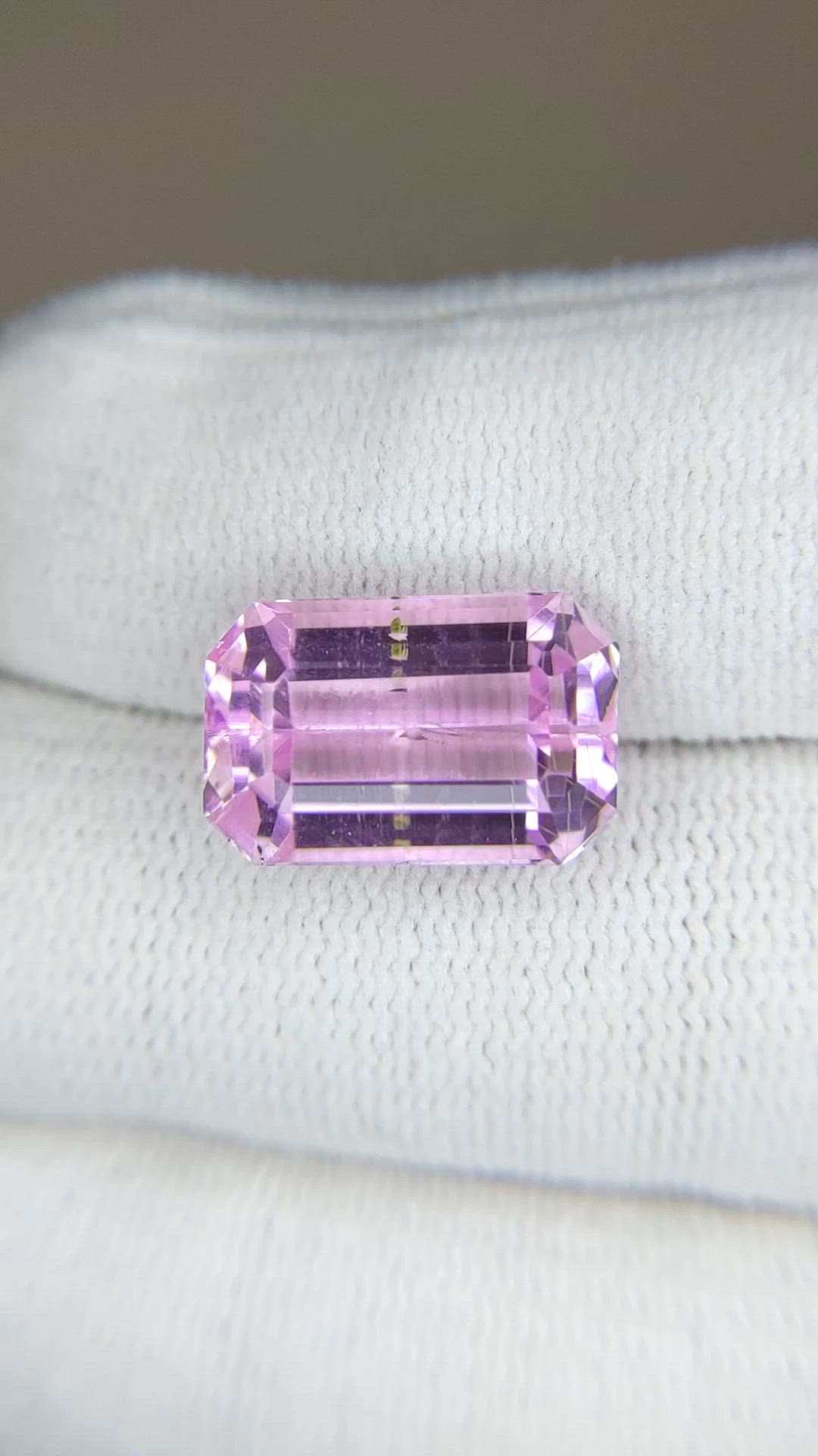 10.62 Ct. Pink Kunzite from Afghanistan Size Video