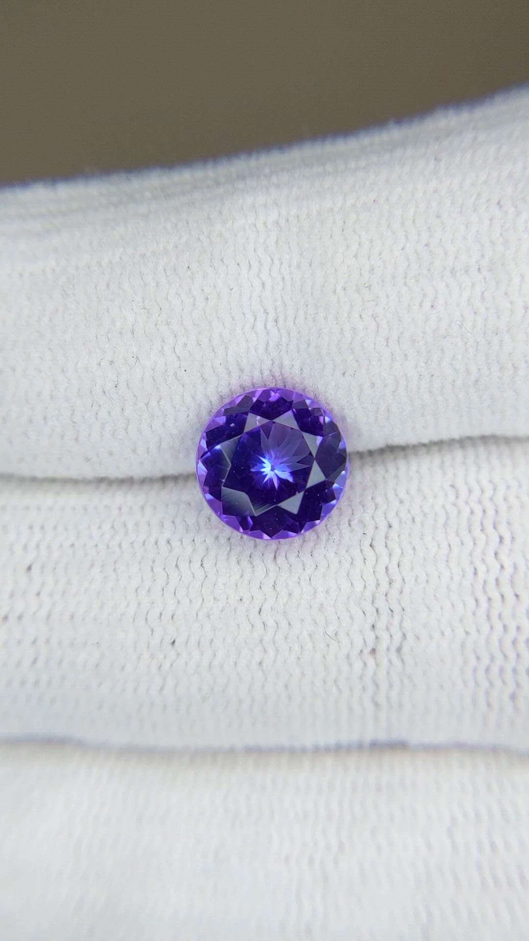 2.60 Ct. Violetish Blue Tanzanite from Tanzania Size Video