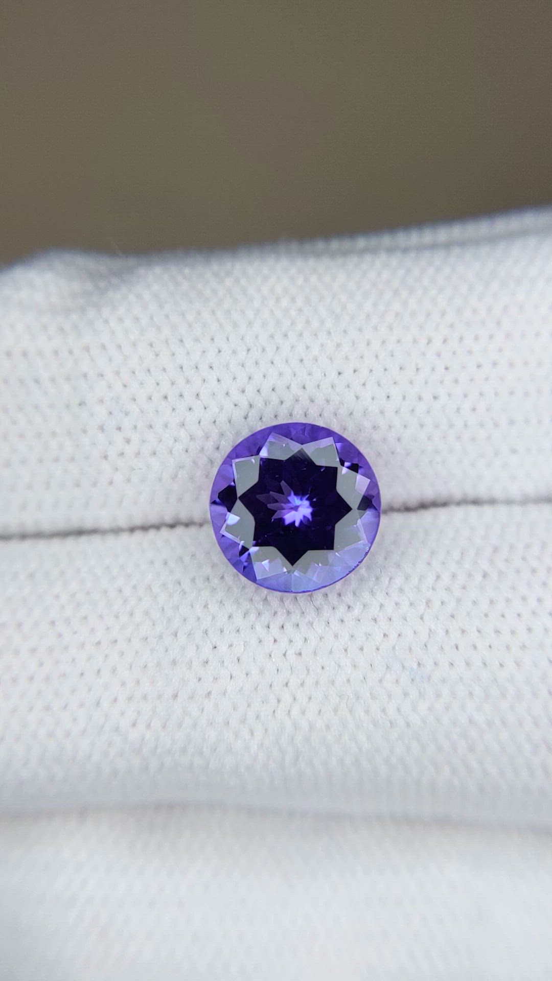 2.84 Ct. Violetish Blue Tanzanite from Tanzania Size Video