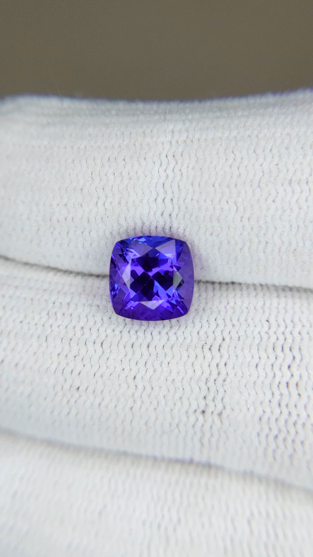 2.70 Ct. Violetish Blue Tanzanite from Tanzania Size Video