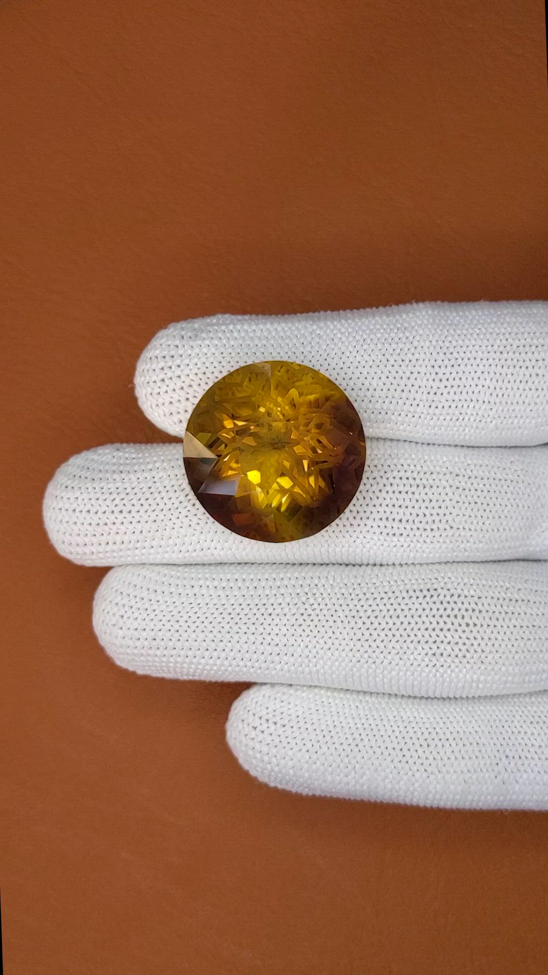 37.14 Ct. Bi Color Ametrine from Brazil Size Video