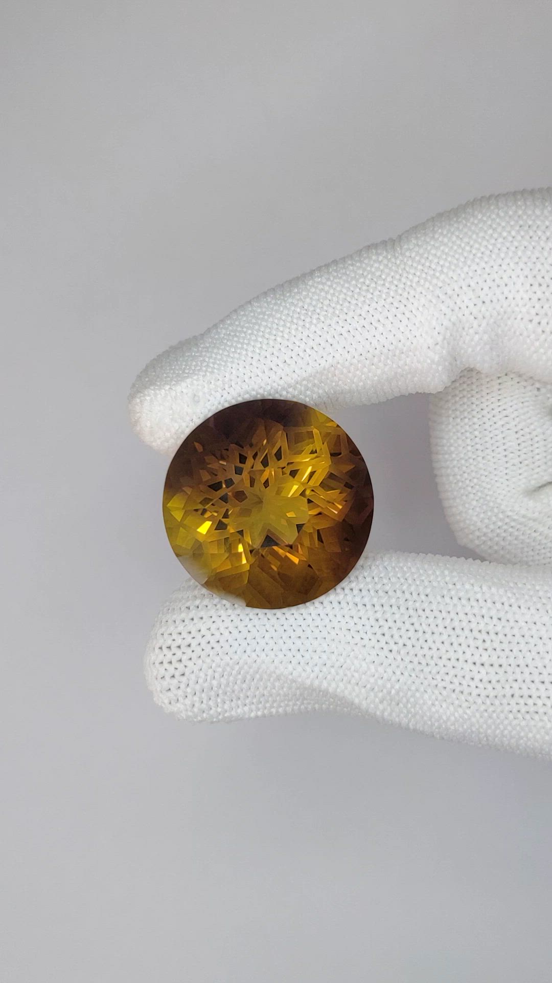 37.14 Ct. Bi Color Ametrine from Brazil Size Video
