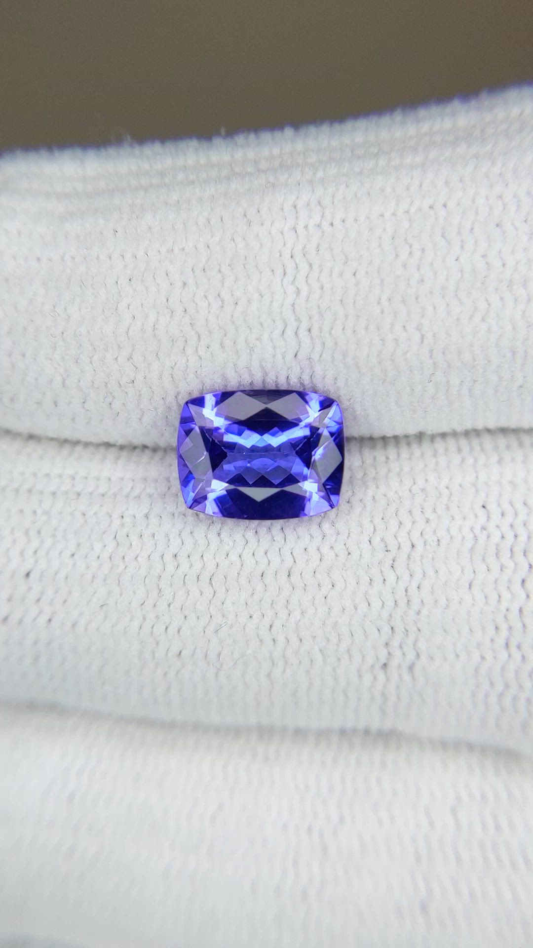 2.35 Ct. Violetish Blue Tanzanite from Tanzania Size Video