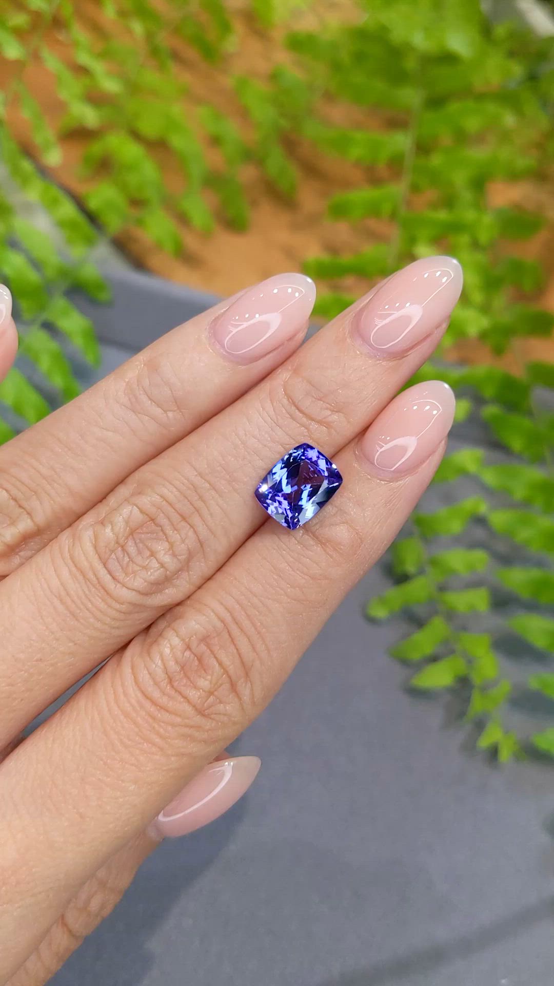 3.09 Ct. Violetish Blue Tanzanite from Tanzania Size Video