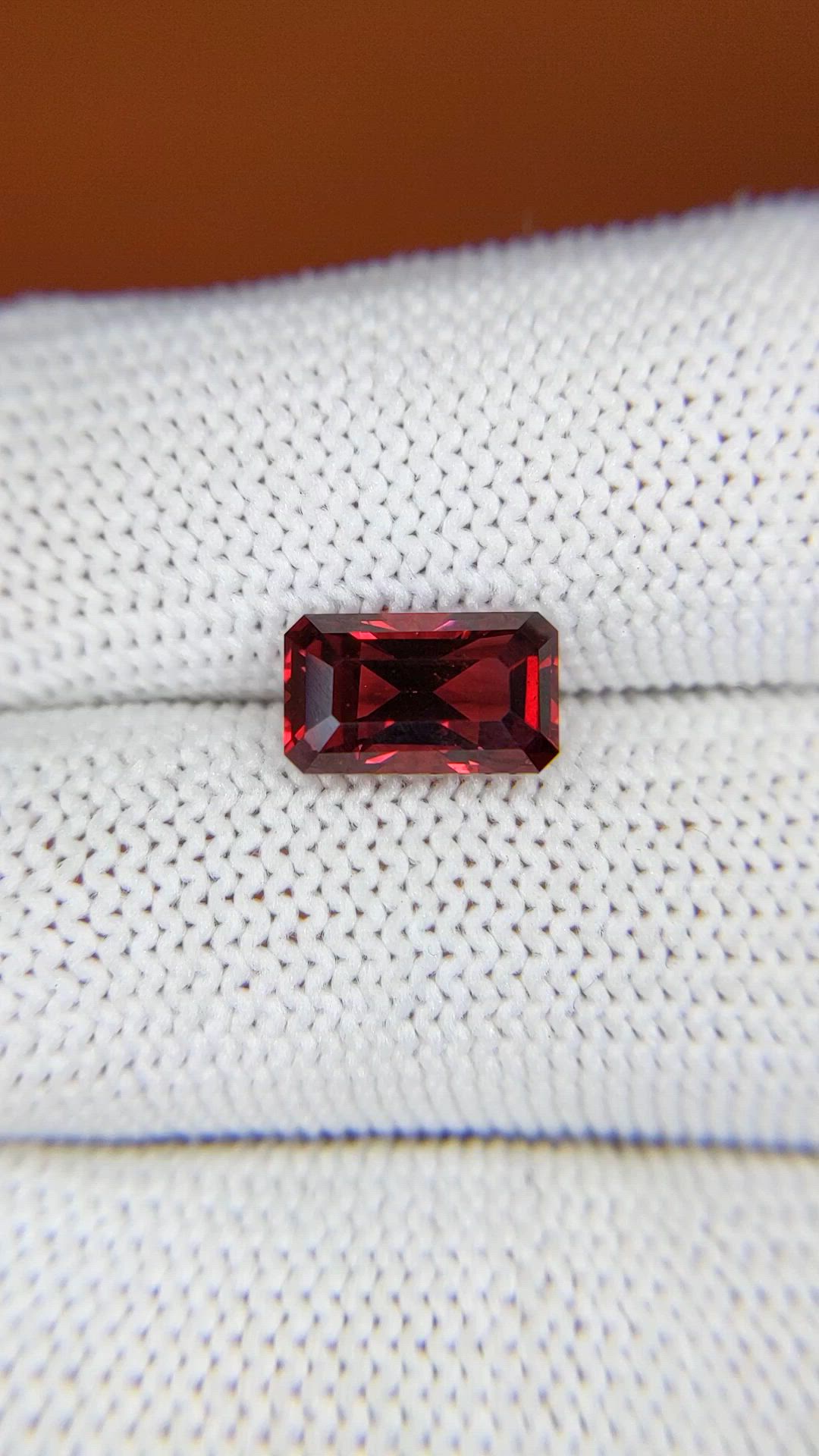 2.88 Ct. Red Garnet from Ceylon (Sri Lanka) Size Video