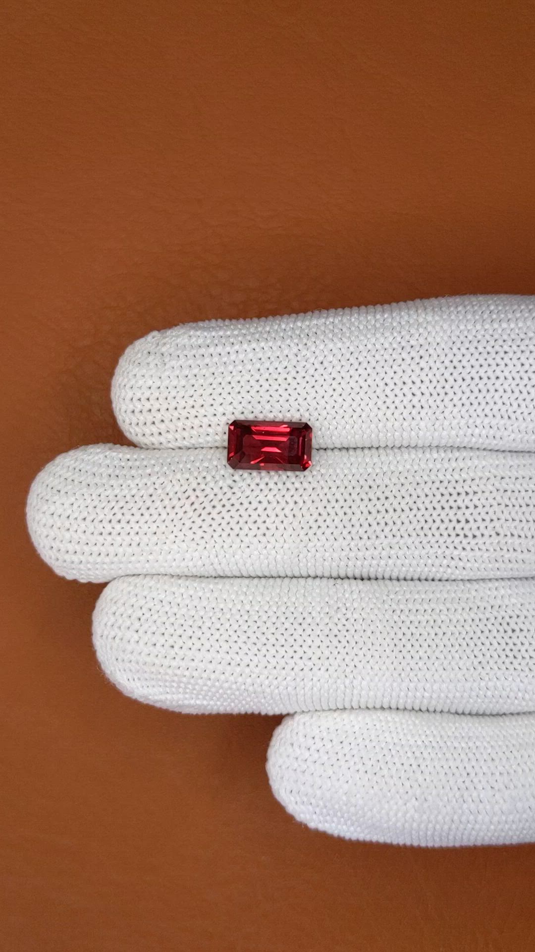2.88 Ct. Red Garnet from Ceylon (Sri Lanka) Size Video