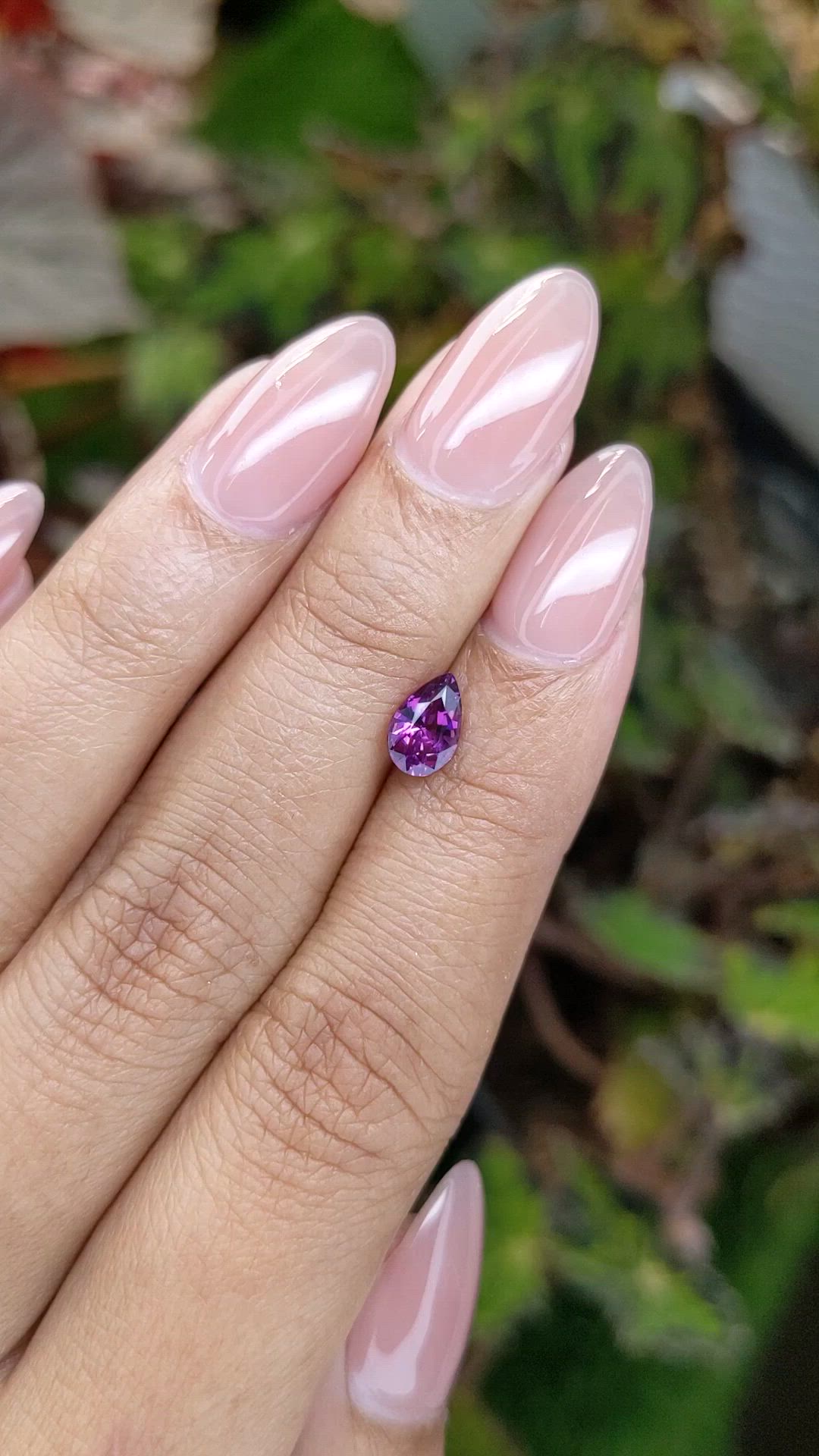 0.85 Ct. Pinkish Purple Rhodolite Garnet from Ceylon (Sri Lanka) Size Video