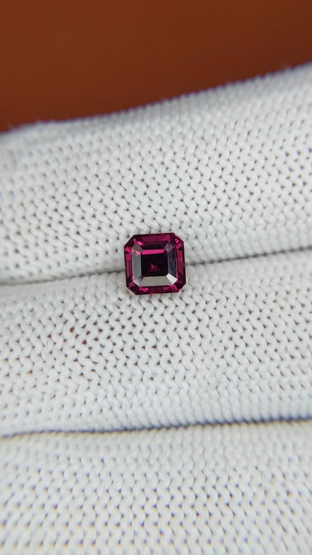 1.26 Ct. Pinkish Purple Rhodolite Garnet from Ceylon (Sri Lanka) Size Video