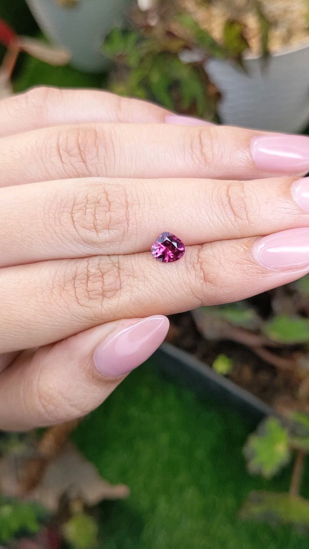 1.07 Ct. Purplish Pink Rhodolite Garnet from Ceylon (Sri Lanka) Size Video