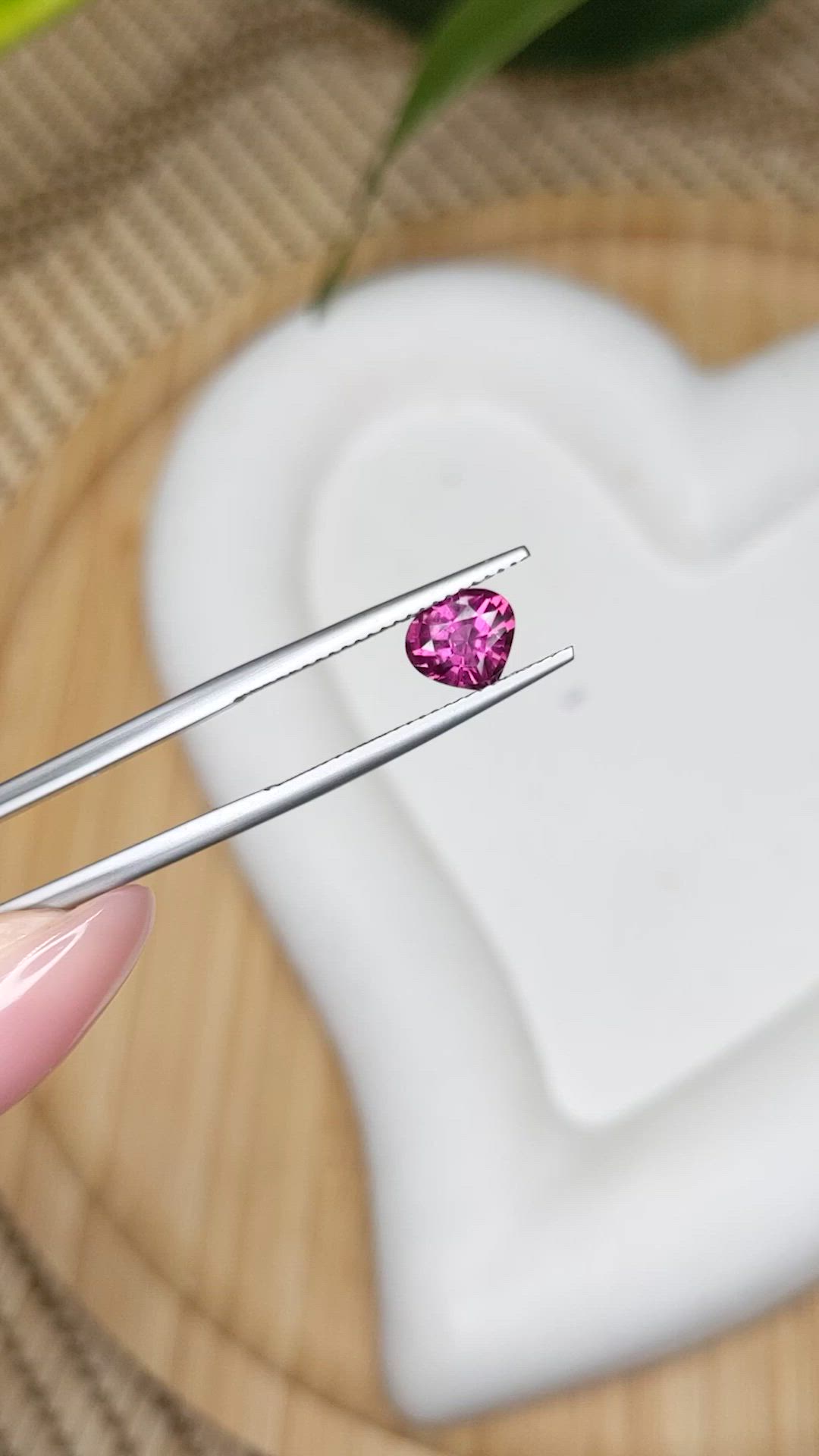 1.07 Ct. Purplish Pink Rhodolite Garnet from Ceylon (Sri Lanka) Size Video