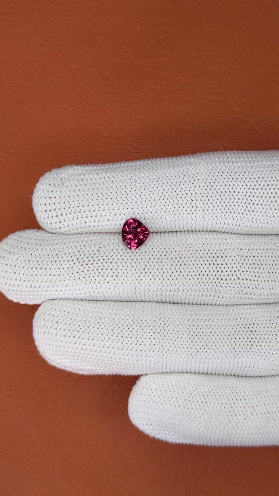 1.07 Ct. Purplish Pink Rhodolite Garnet from Ceylon (Sri Lanka) Size Video