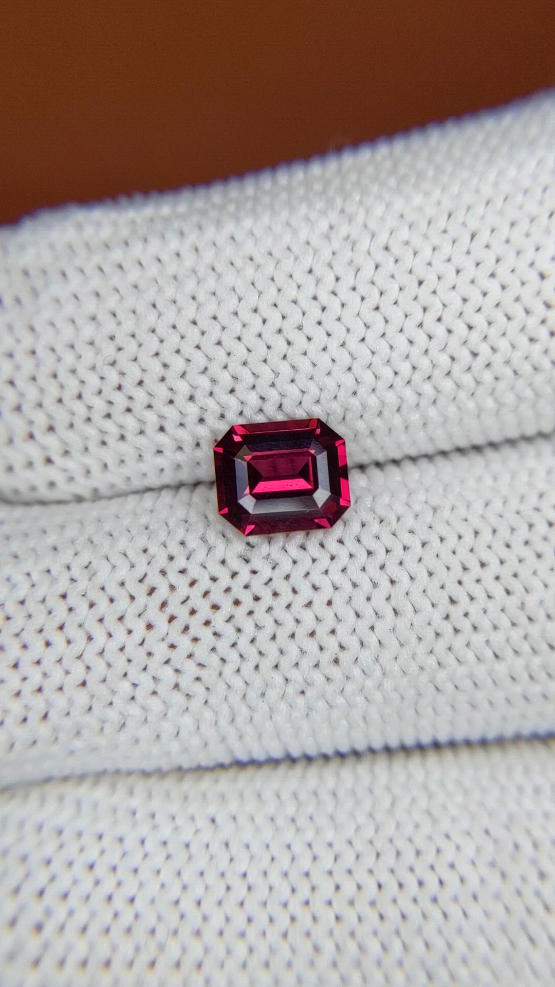 1.31 Ct. Purplish Red Rhodolite Garnet from Ceylon (Sri Lanka) Size Video