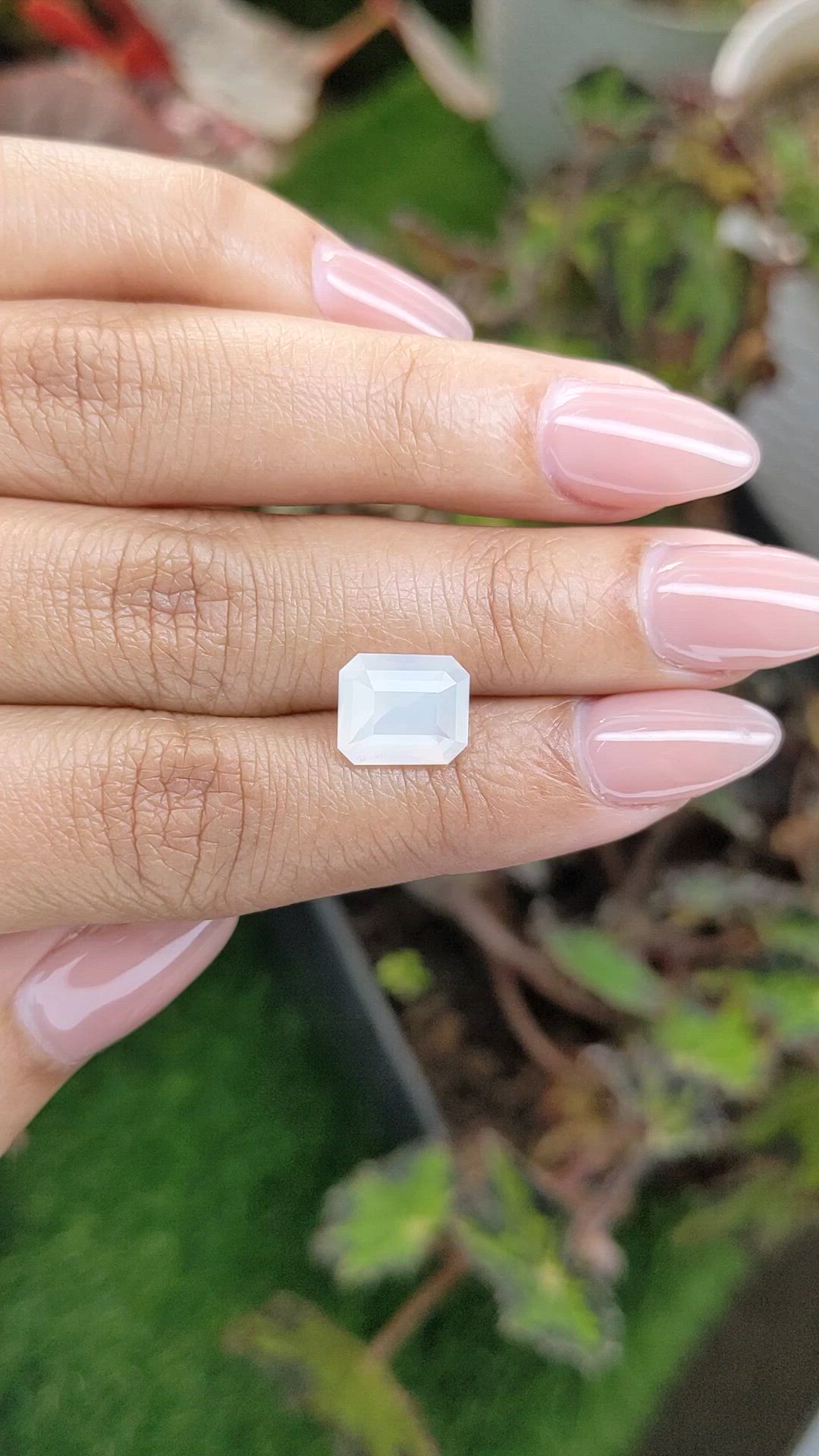 2.96 Ct. White Moonstone from Ceylon (Sri Lanka) Size Video