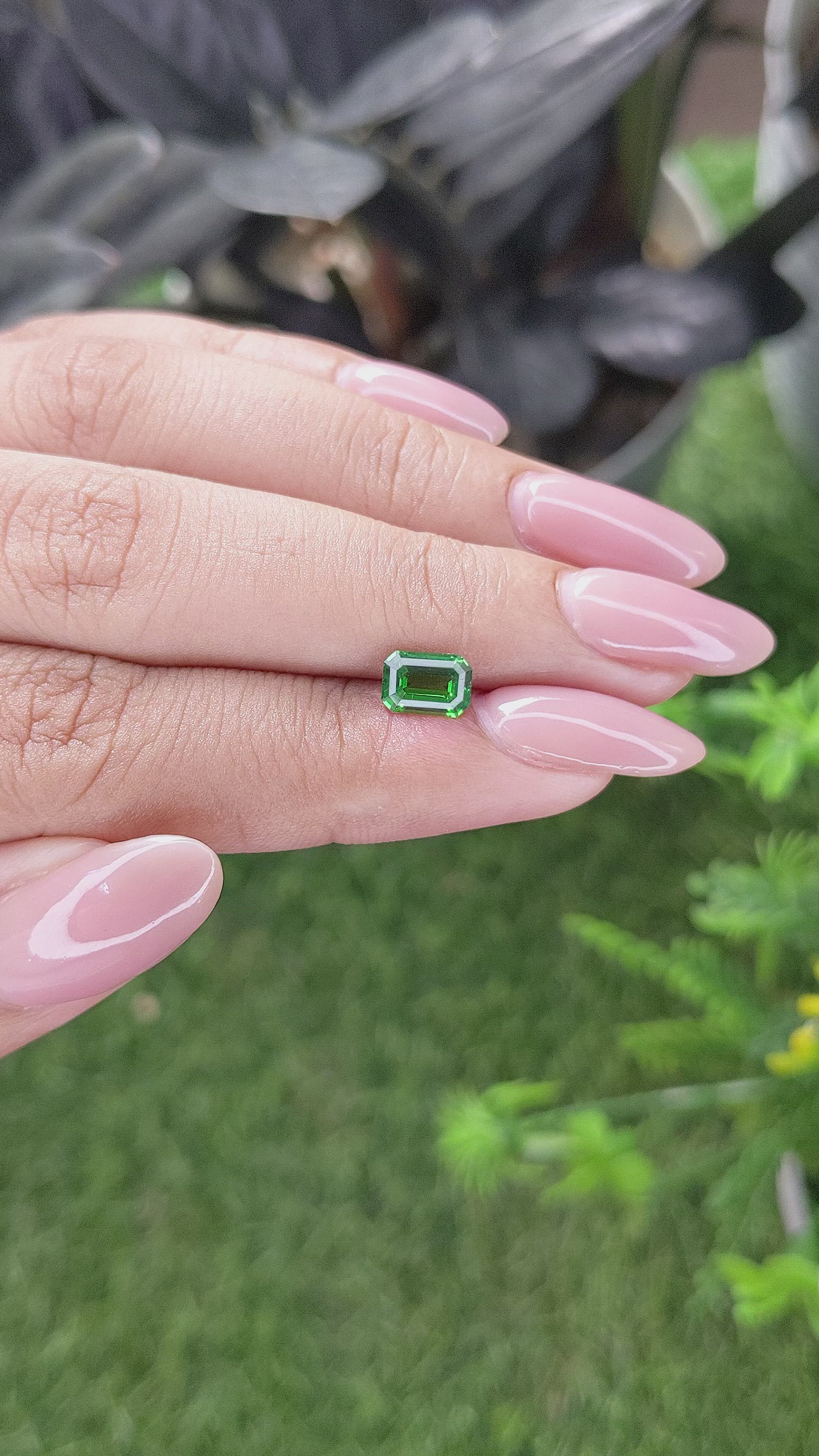 1.06 Ct. Tsavorite Garnet from Tanzania Size Video