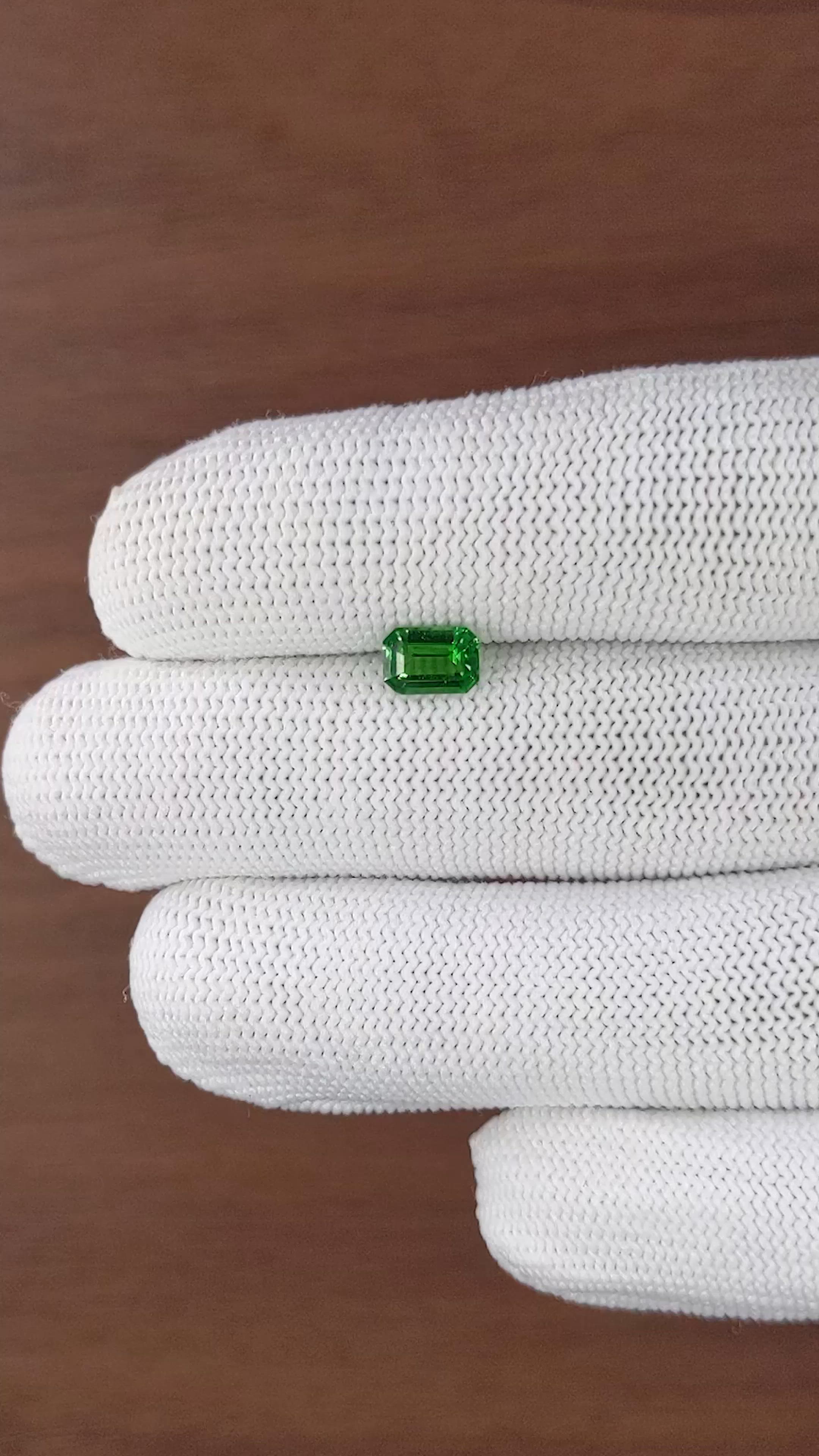 1.06 Ct. Tsavorite Garnet from Tanzania Size Video