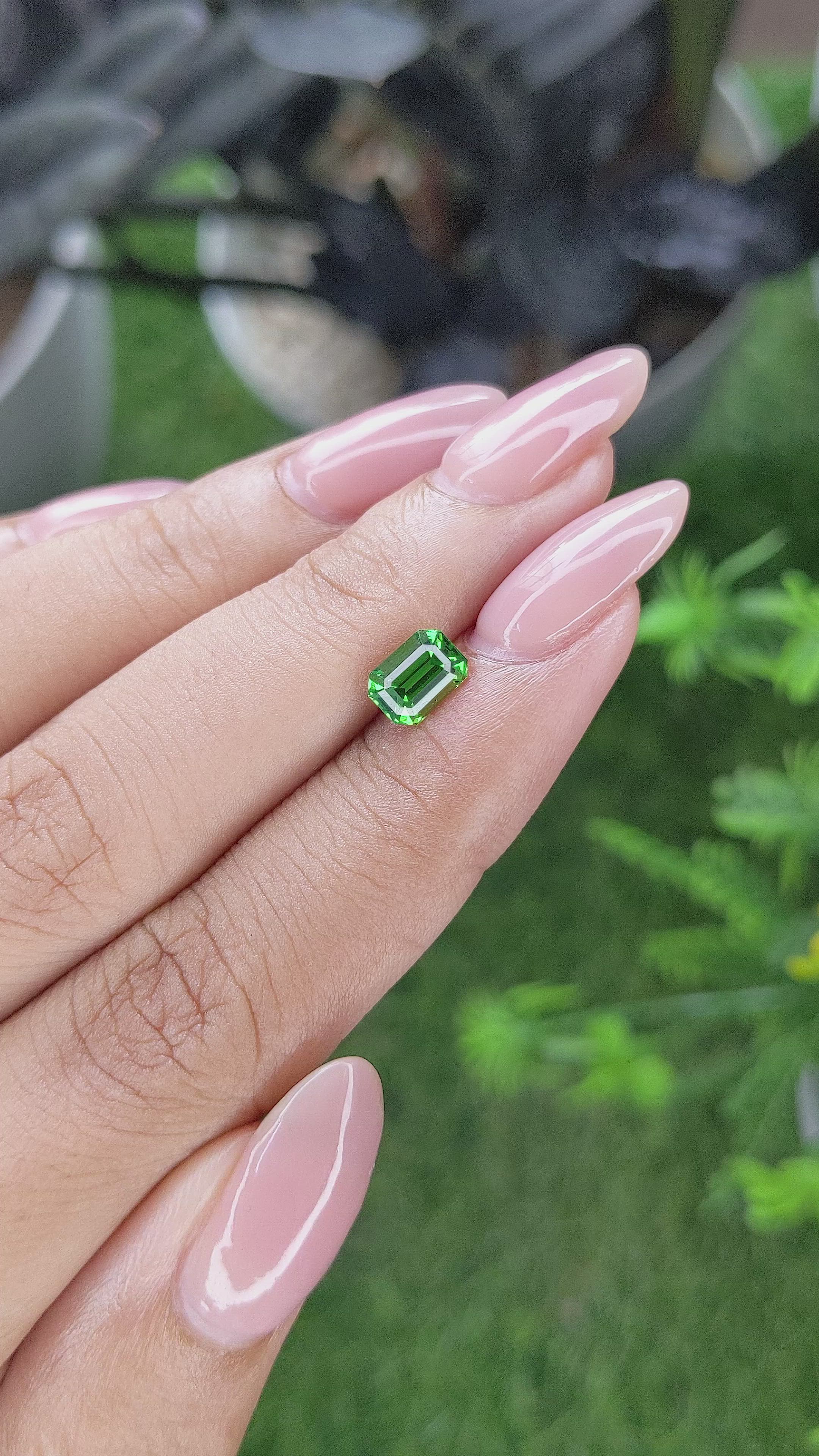 1.13 Ct. Tsavorite Garnet from Tanzania Size Video