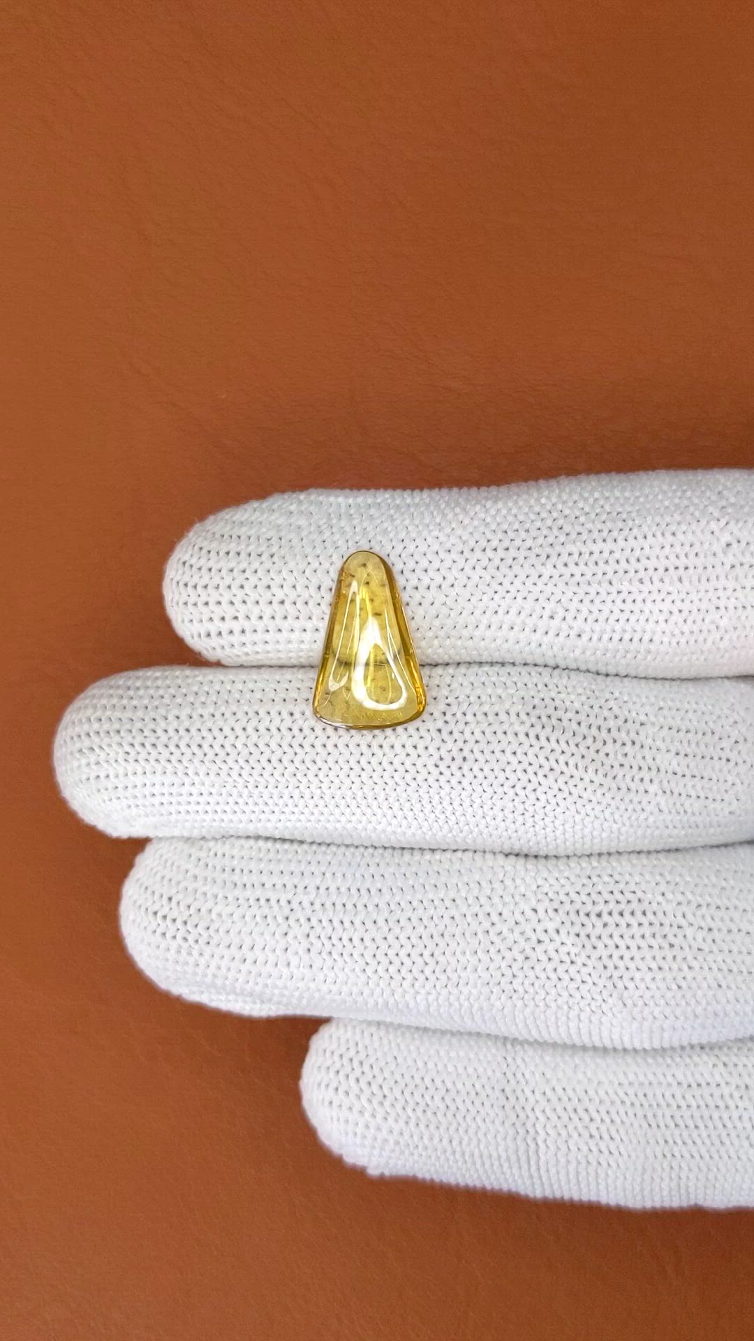 4.69 Ct. Yellow Cabochon Zircon from Ceylon (Sri Lanka) Size Video
