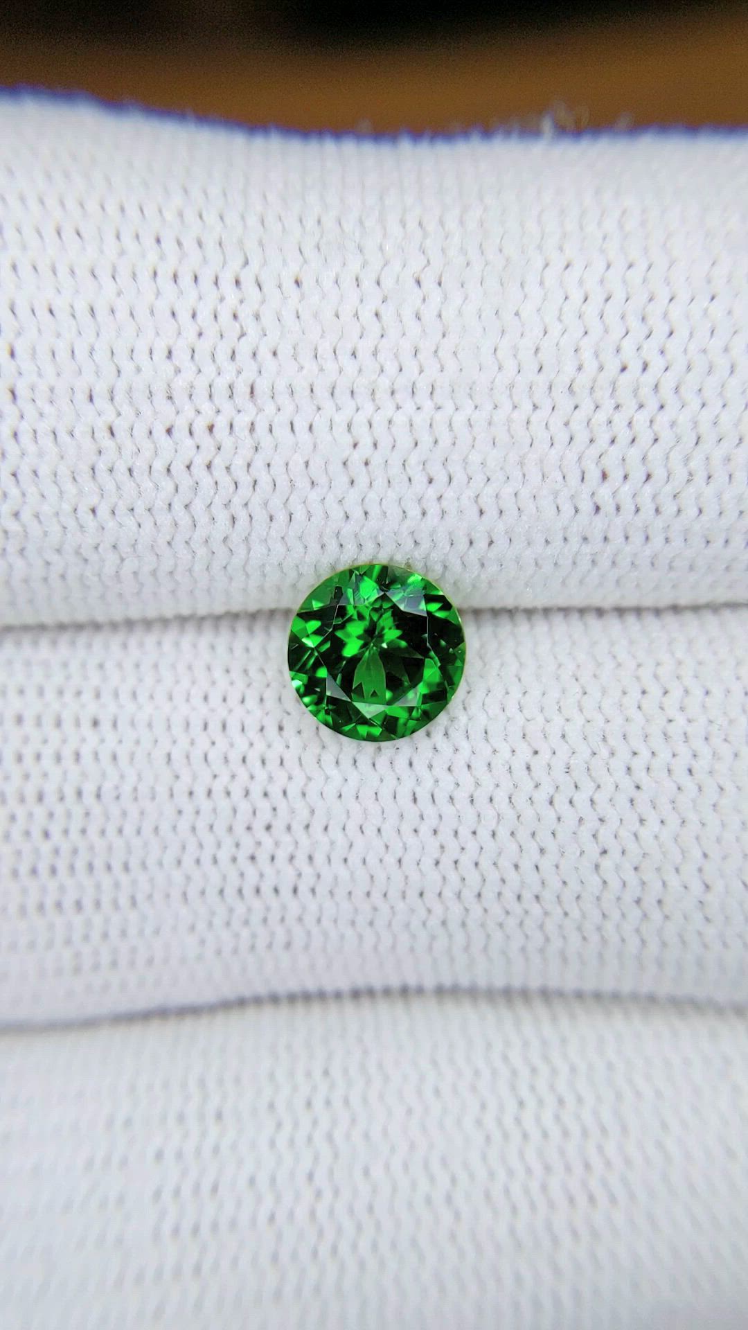 1.29 Ct. Tsavorite Garnet from Tanzania Size Video