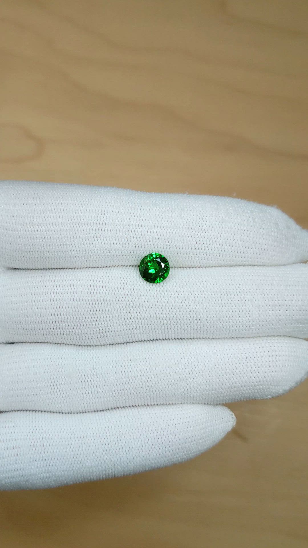 1.29 Ct. Tsavorite Garnet from Tanzania Size Video